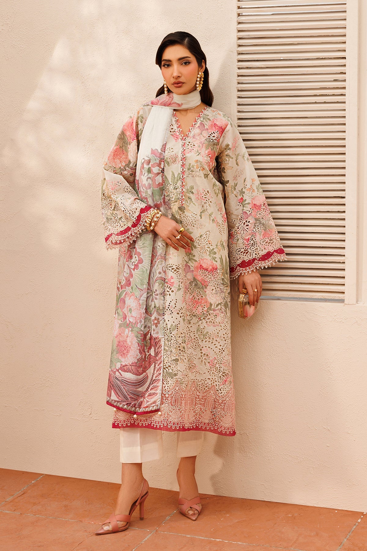 EMBROIDERED LAWN UF-4397
