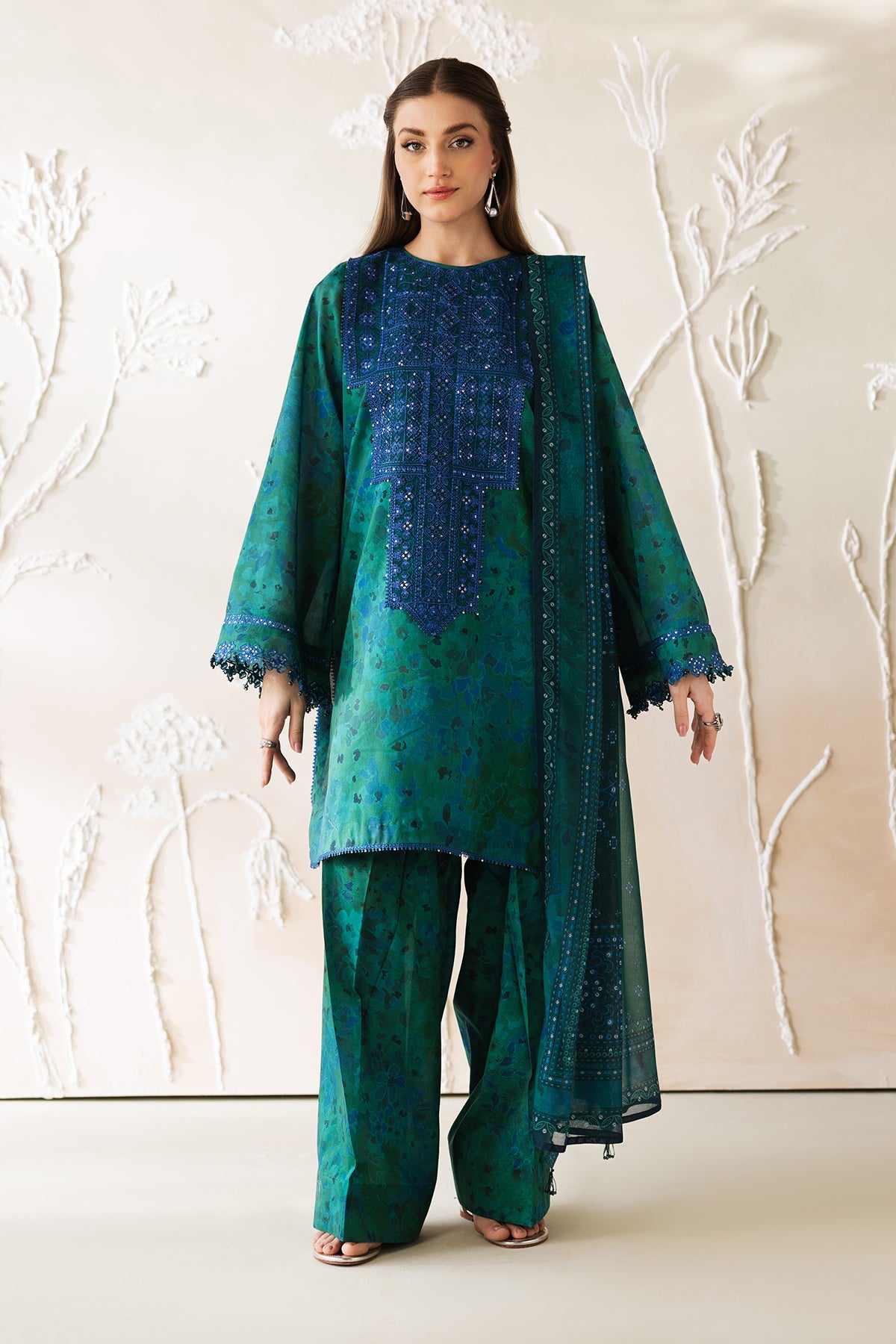 EMBROIDERED LAWN SF-4426