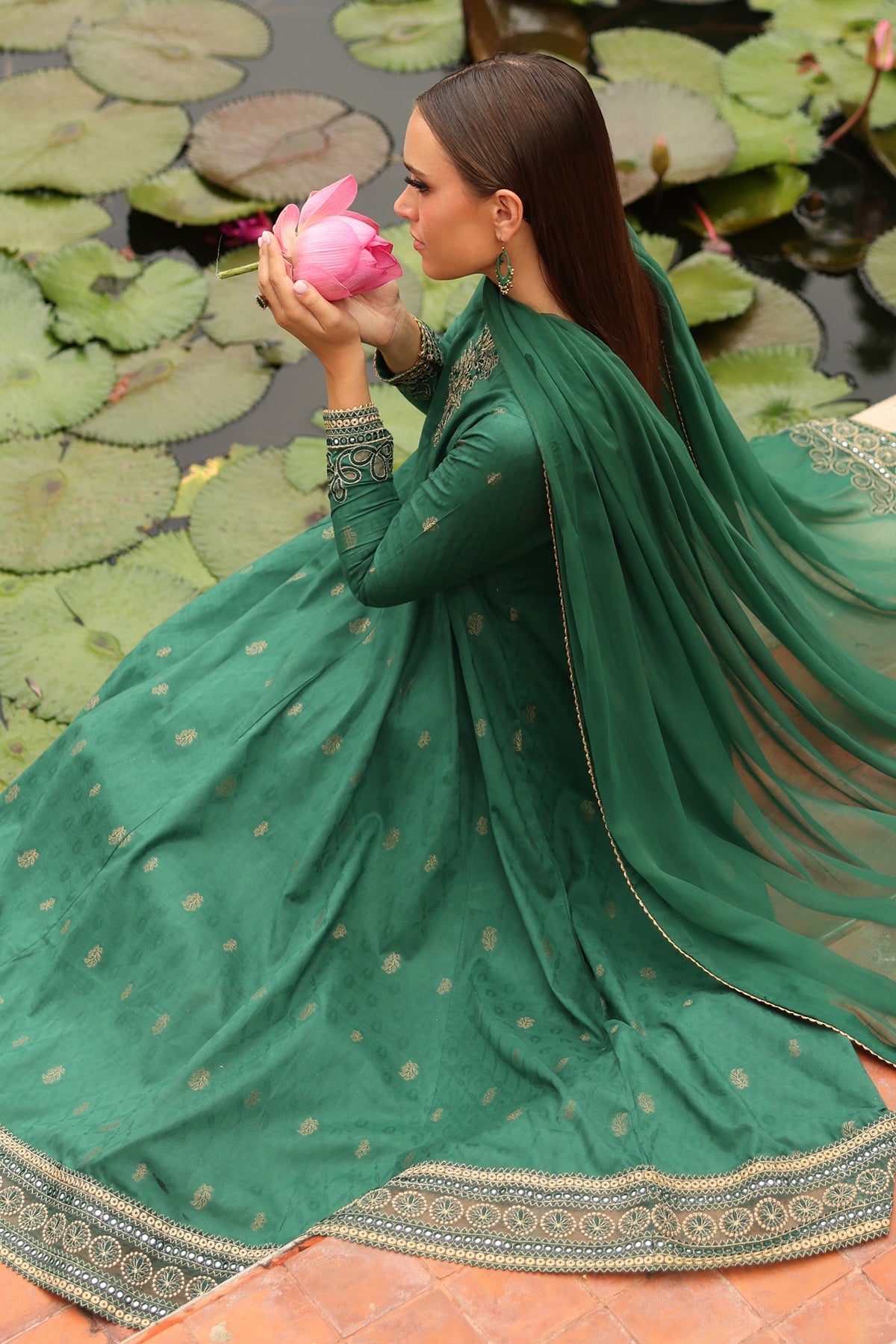 EMBROIDERED JACQUARD LAWN PR-1174