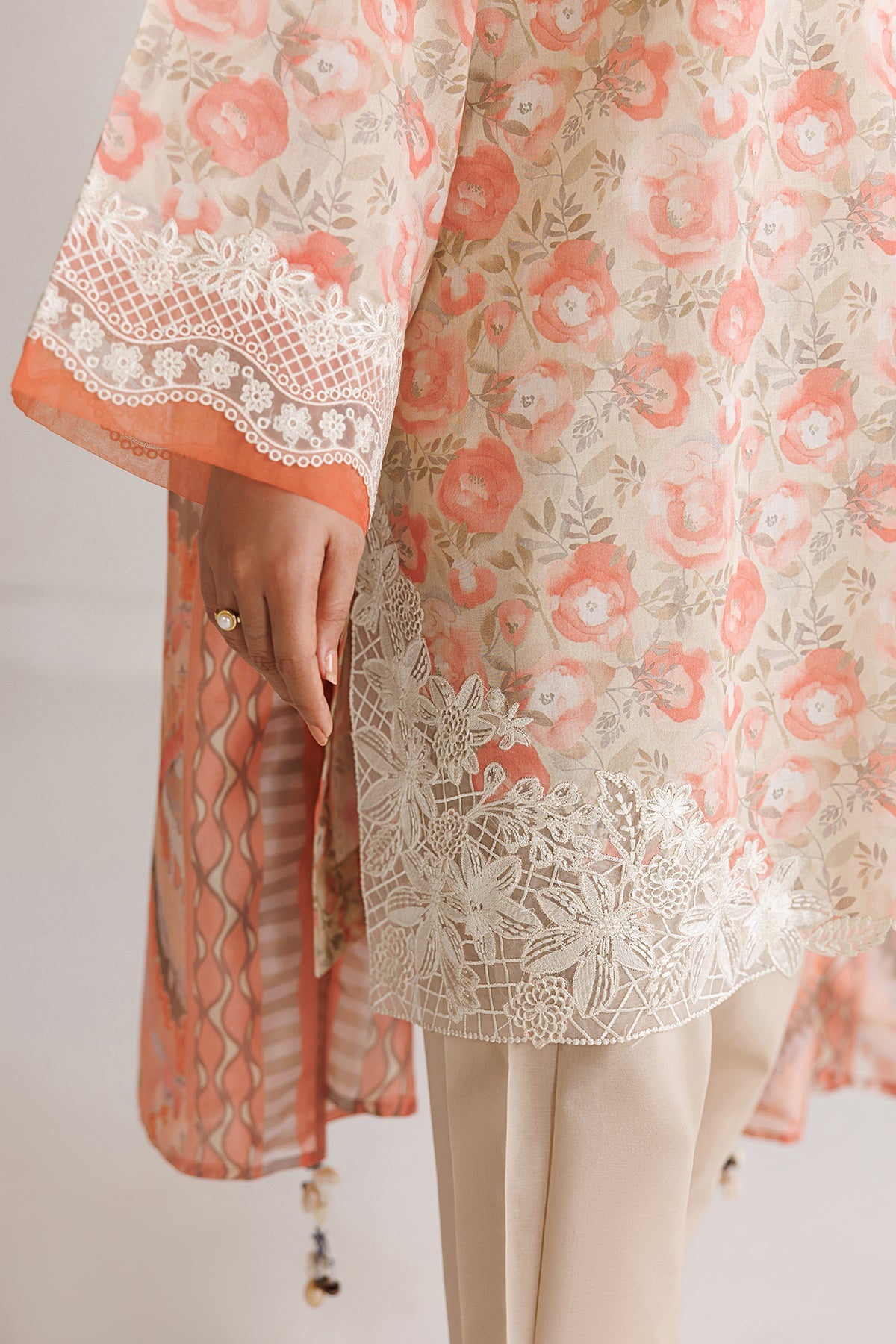 EMBROIDERED LAWN SF-4495
