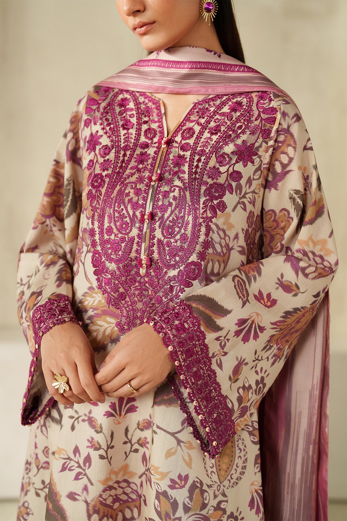 EMBROIDERED KHADDAR SF-4329