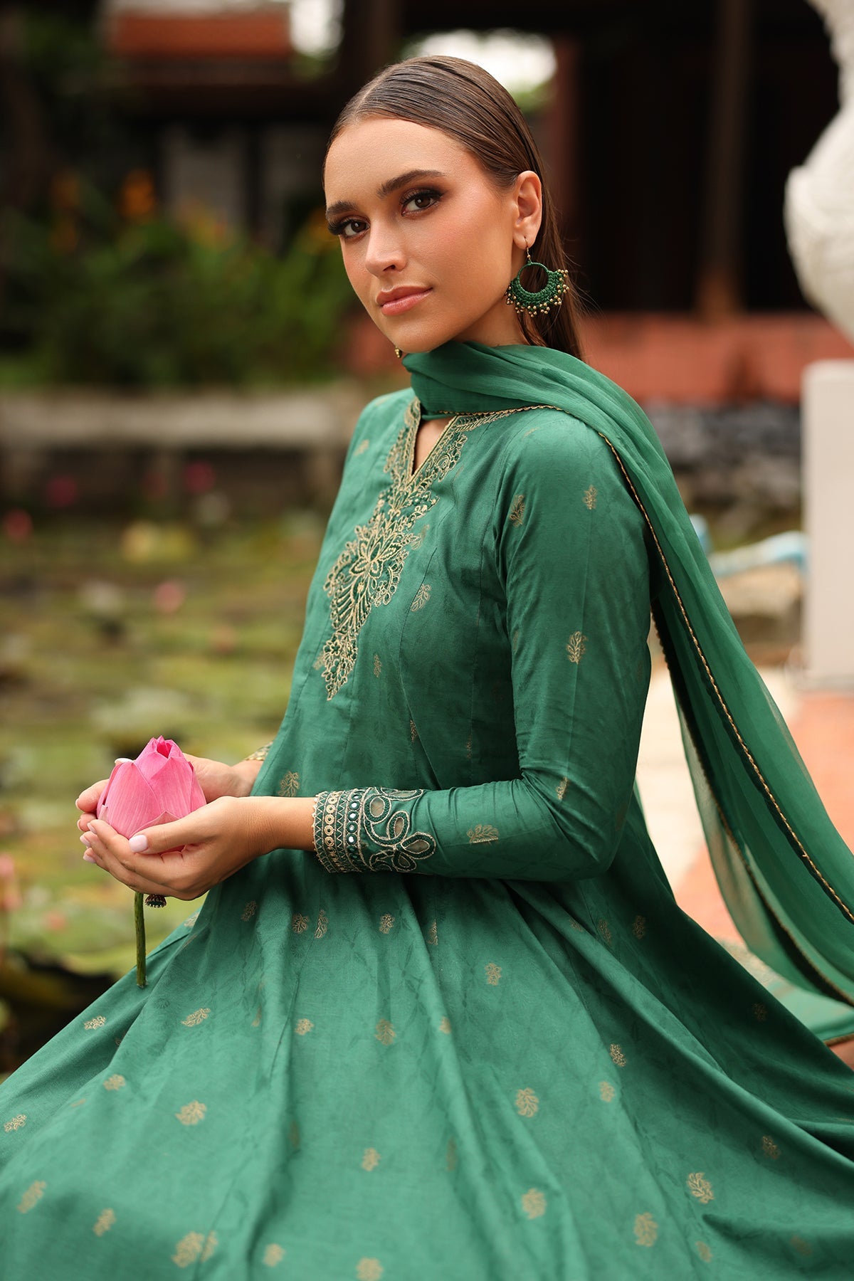 EMBROIDERED JACQUARD LAWN PR-1174