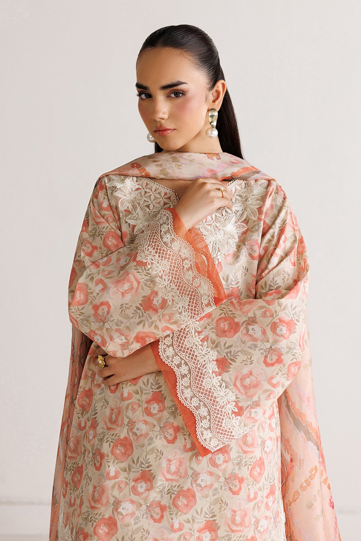 EMBROIDERED LAWN UF-4495