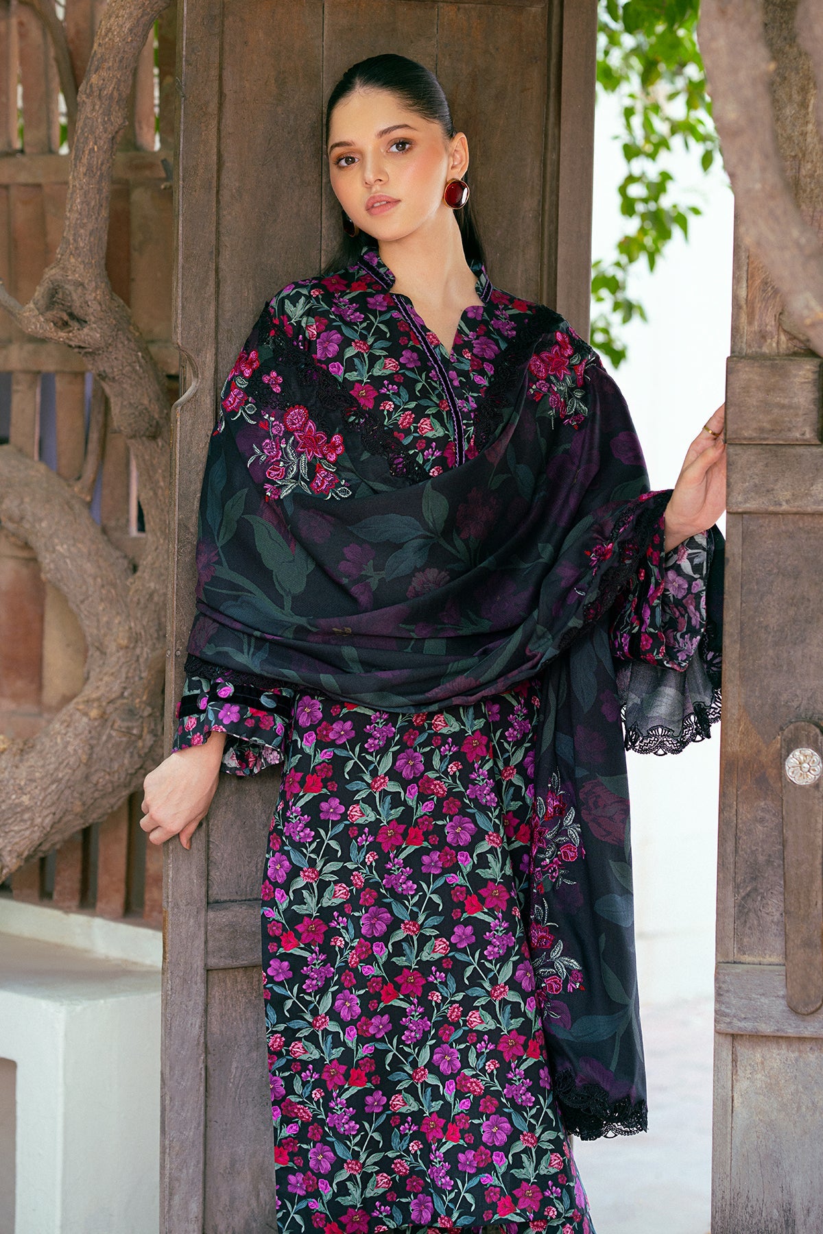 EMBROIDERED VISCOSE UF-766