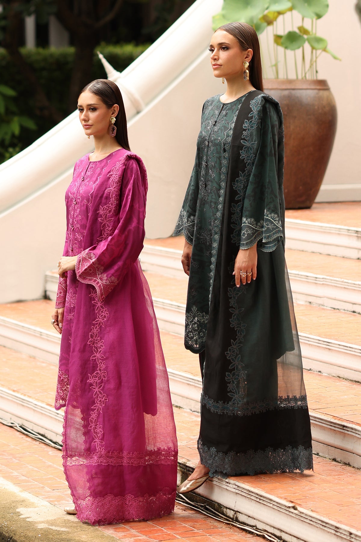 EMBROIDERED LAWN SF-4253