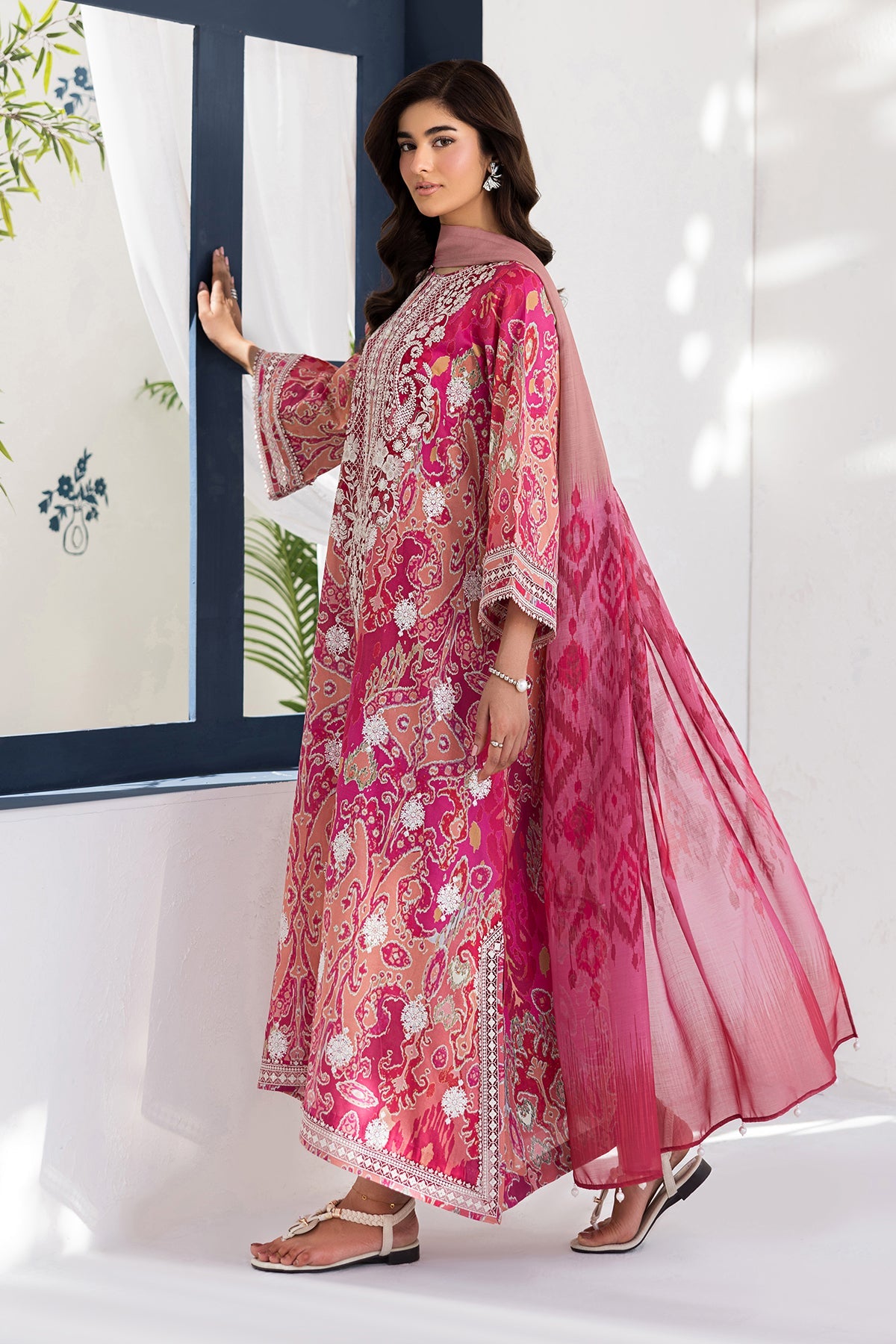 EMBROIDERED LAWN SF-4452