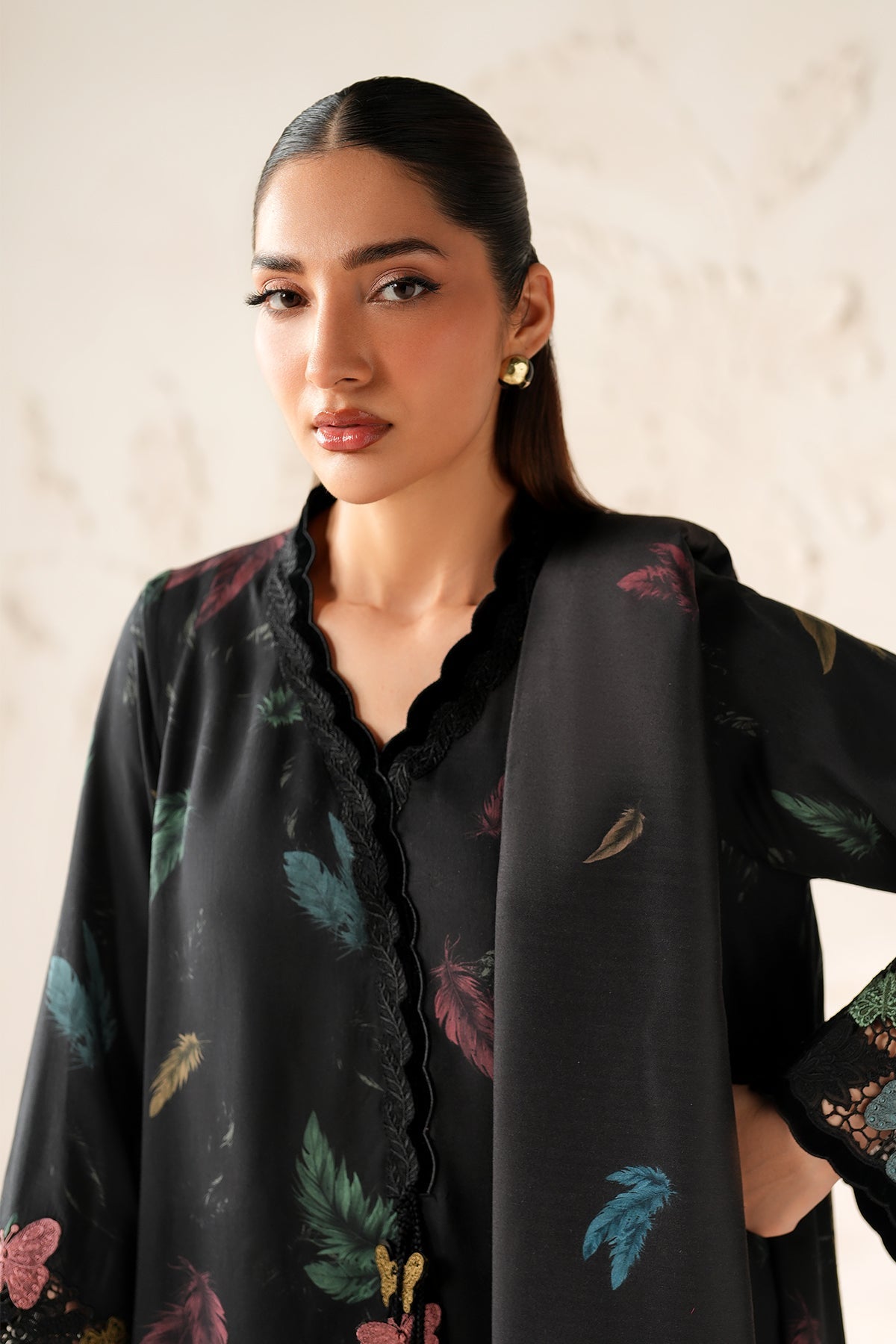 EMBROIDERED VISCOSE SILK UF-4308