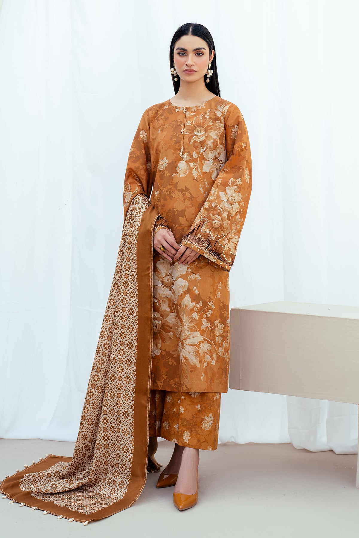 PRINTED KHADDAR SF-4015