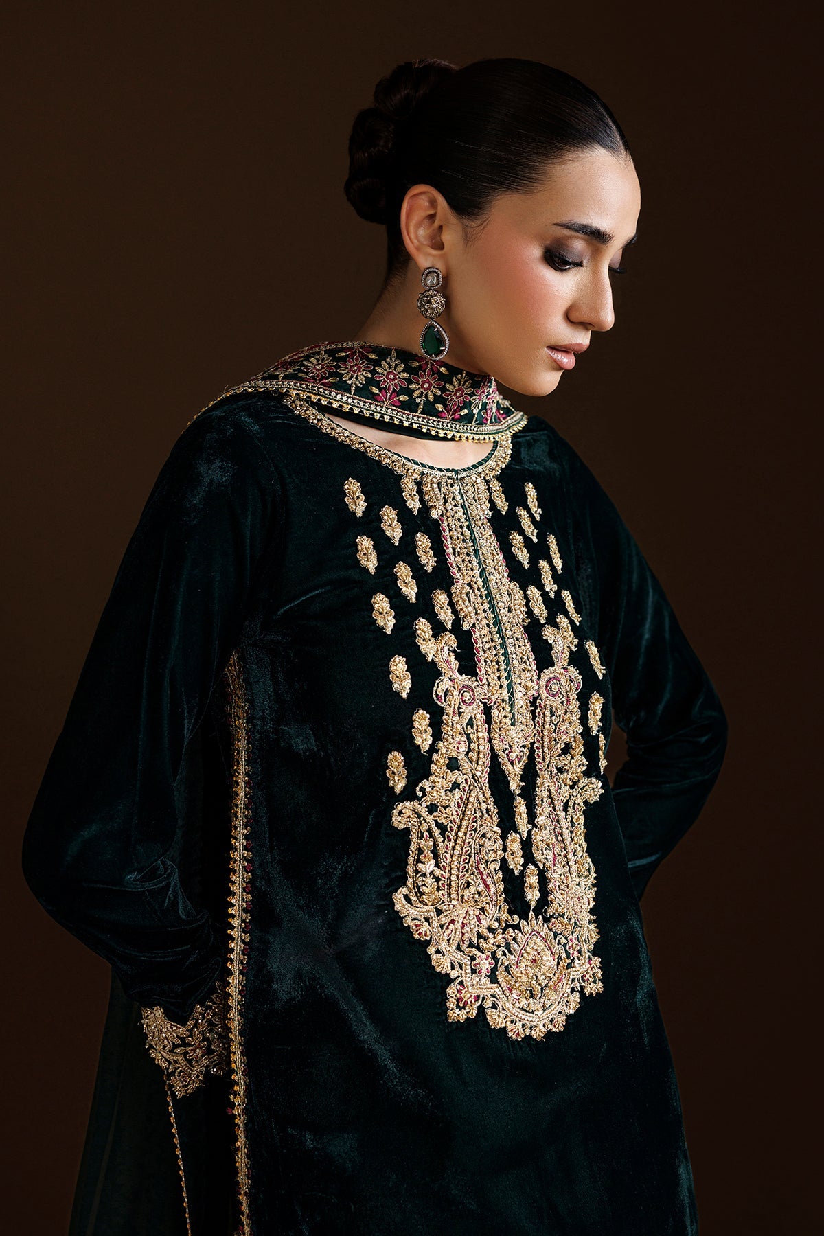 EMBROIDERED VELVET PR-1407