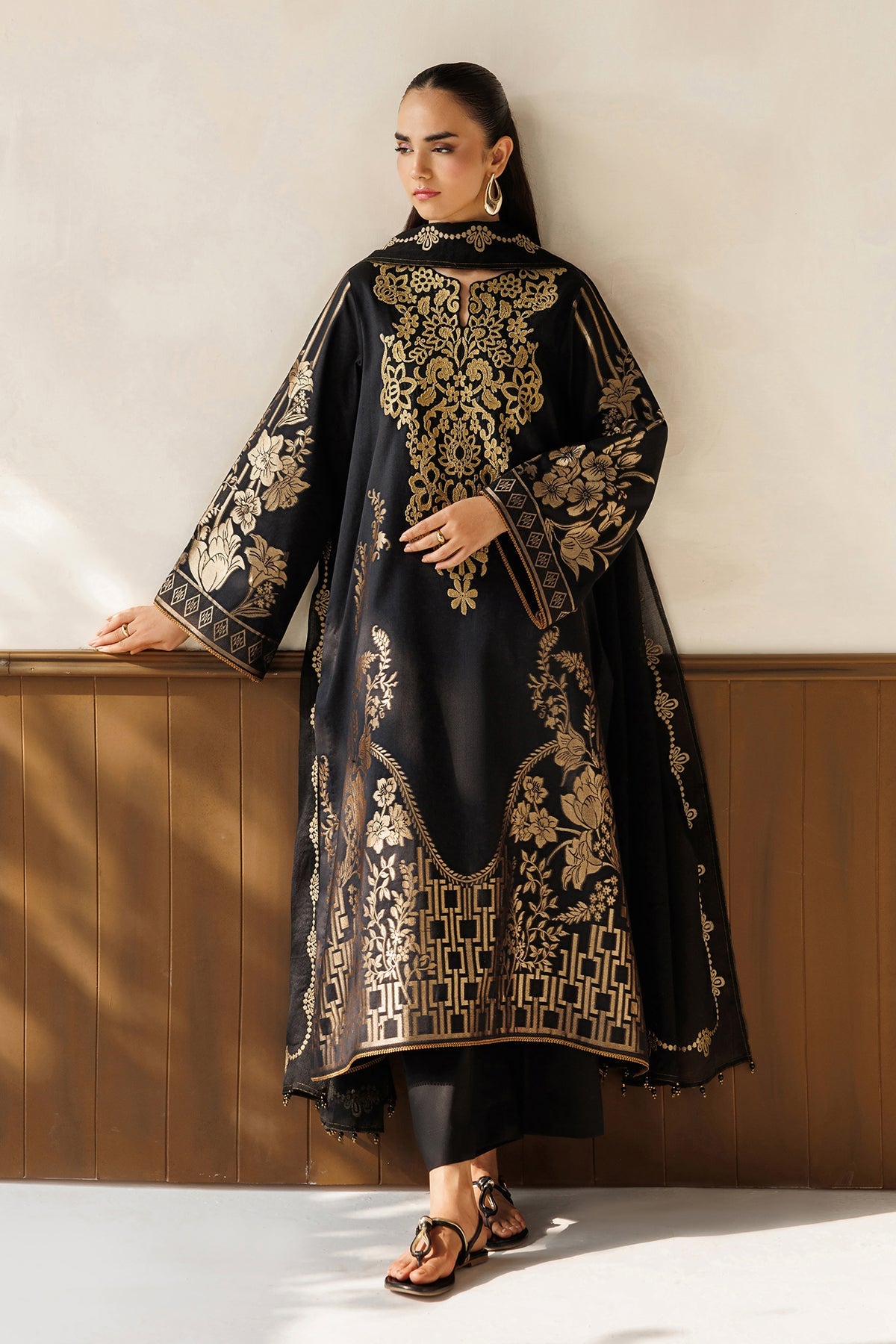 EMBROIDERED JACQUARD UF-4501