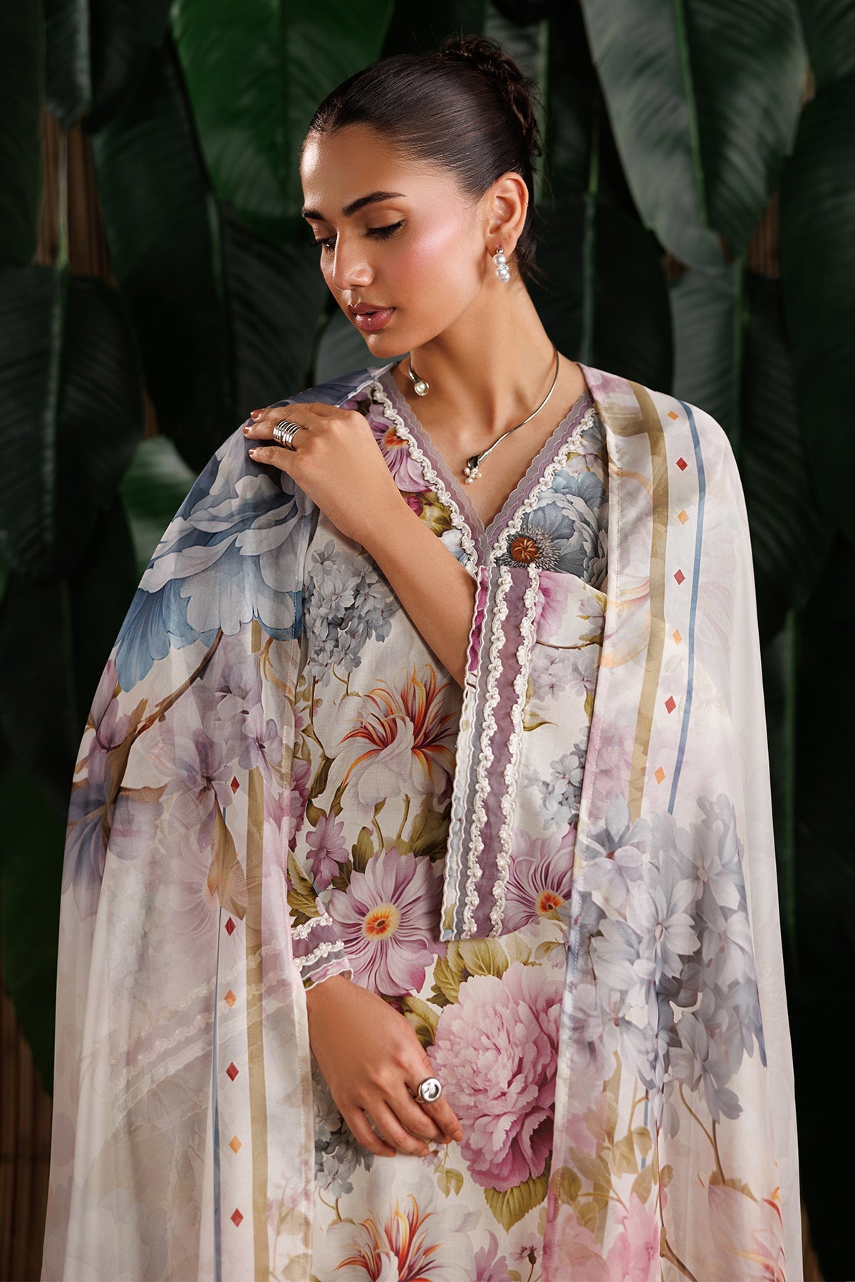 EMBROIDERED LAWN UF-4531
