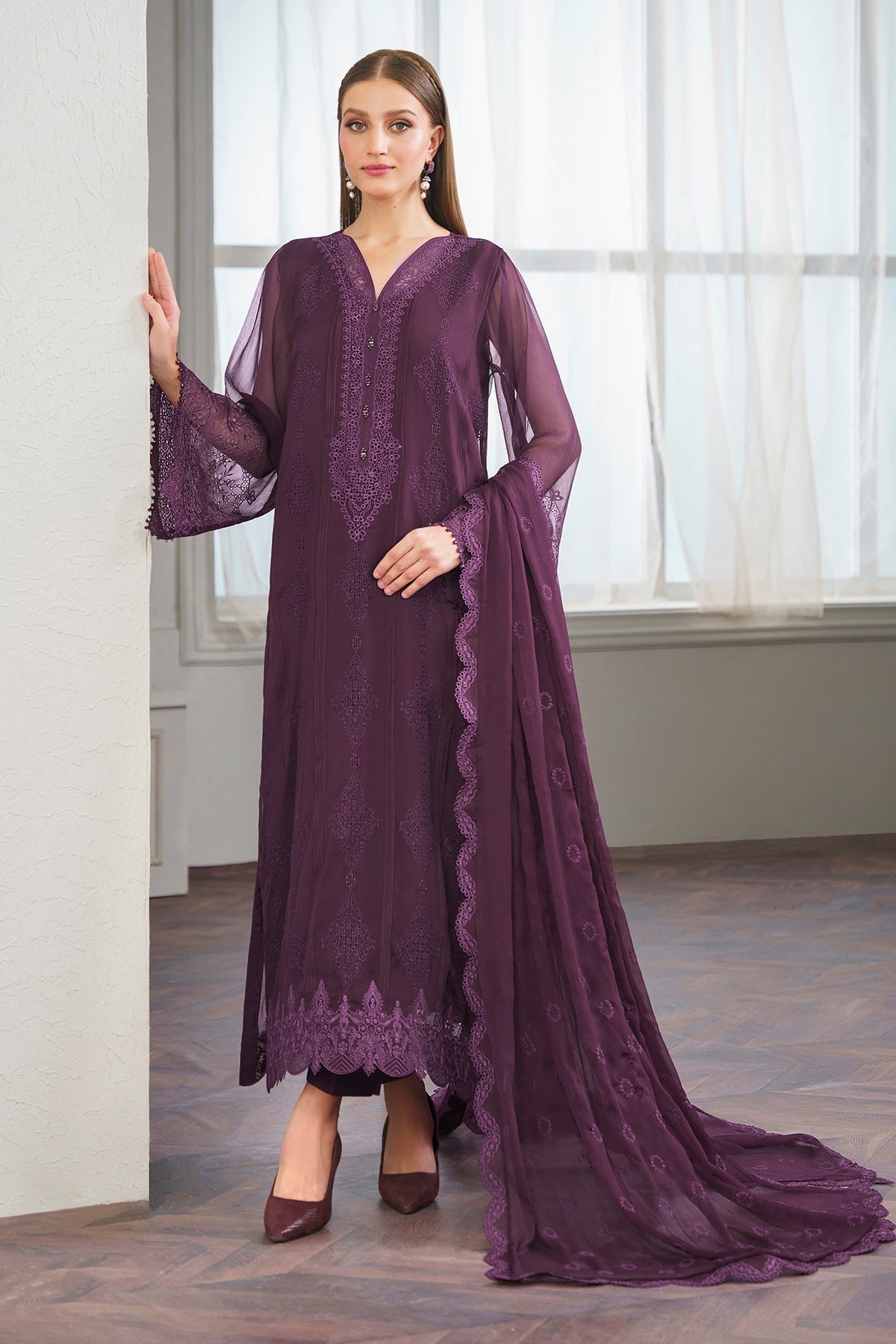 EMBROIDERED CHIFFON SF-519