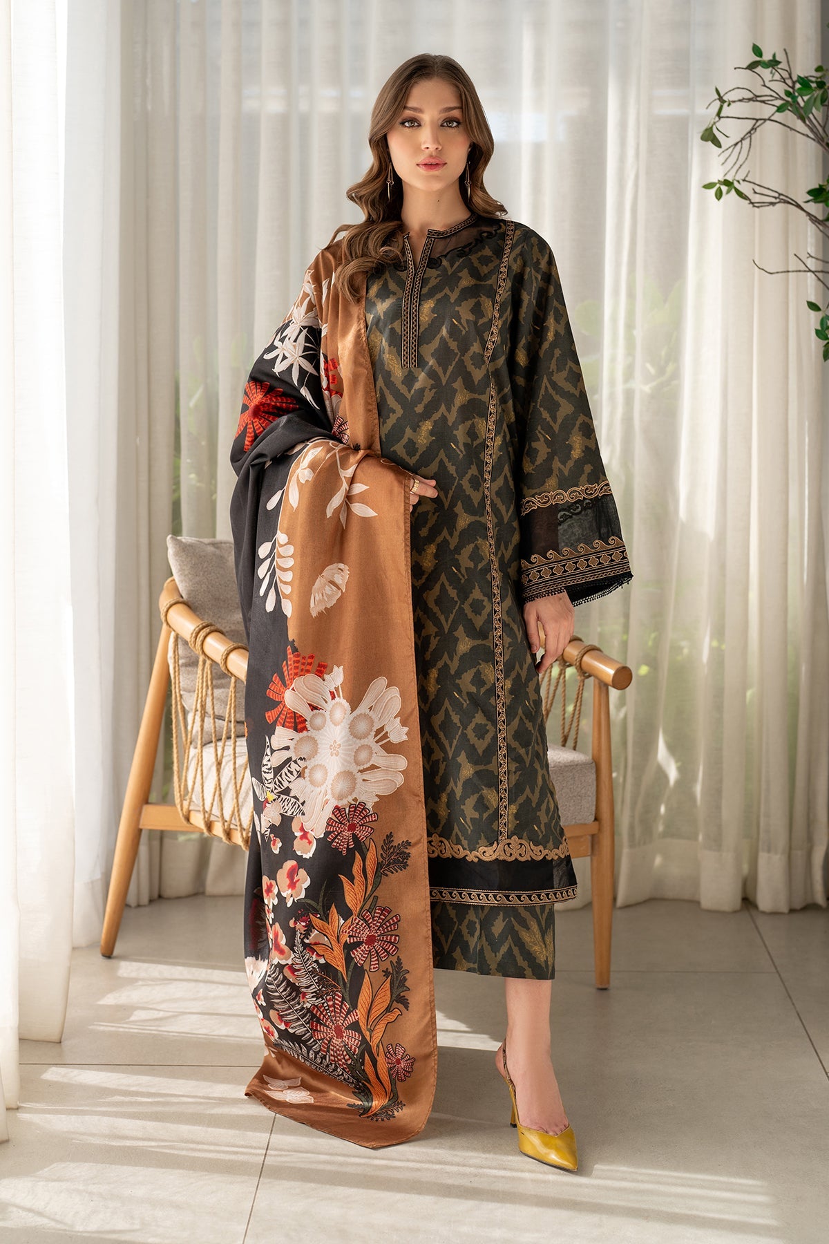 EMBROIDERED PRINTED LAWN SF-4094