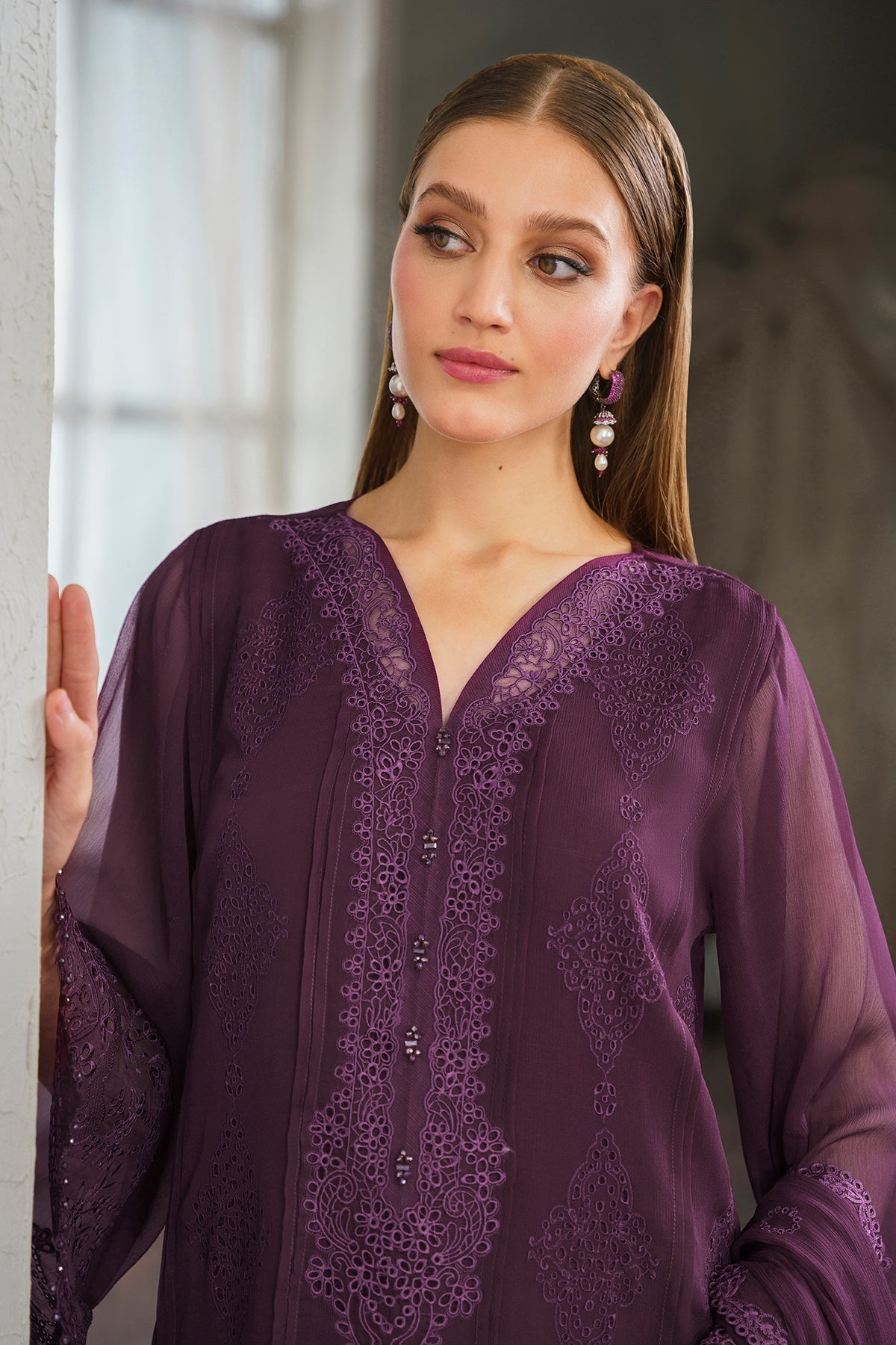 EMBROIDERED CHIFFON SF-519