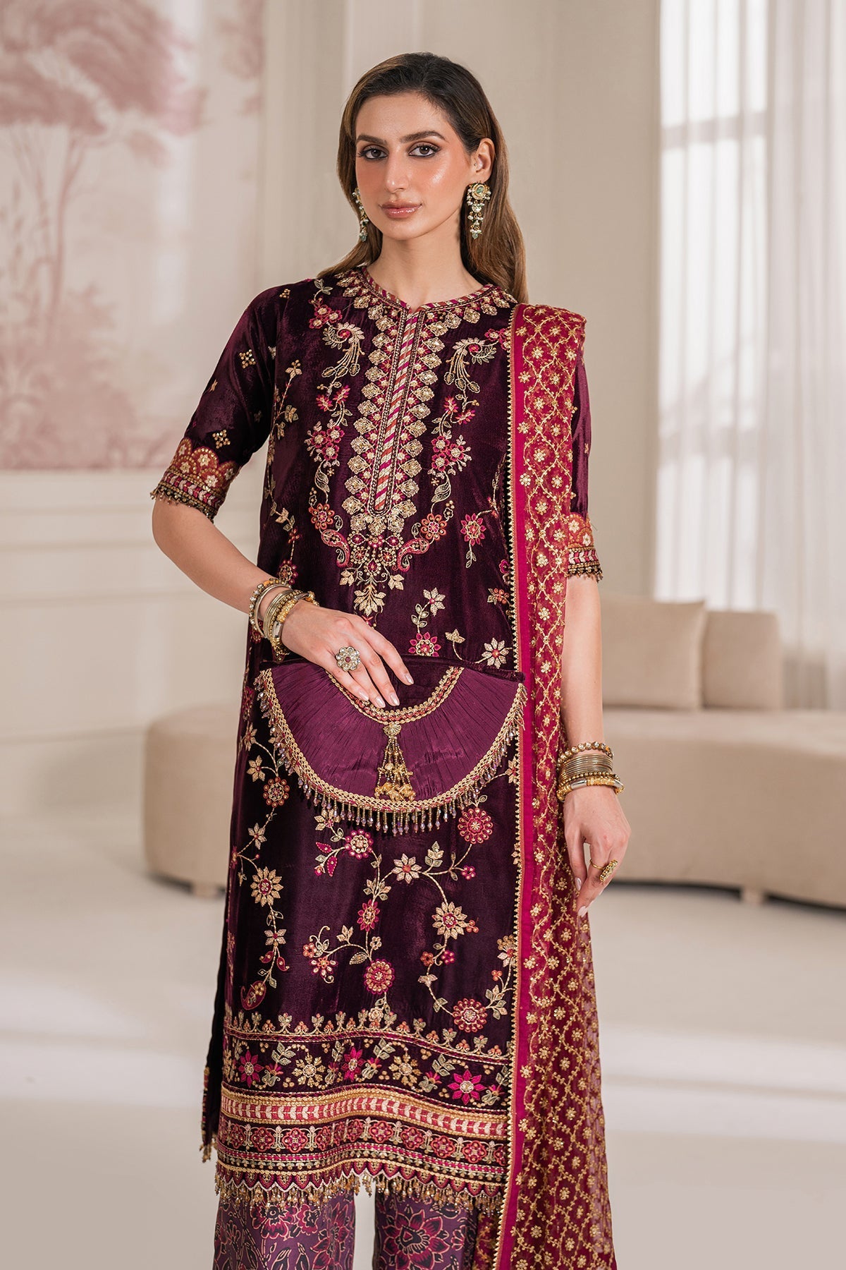 EMBROIDERED VELVET SF-752