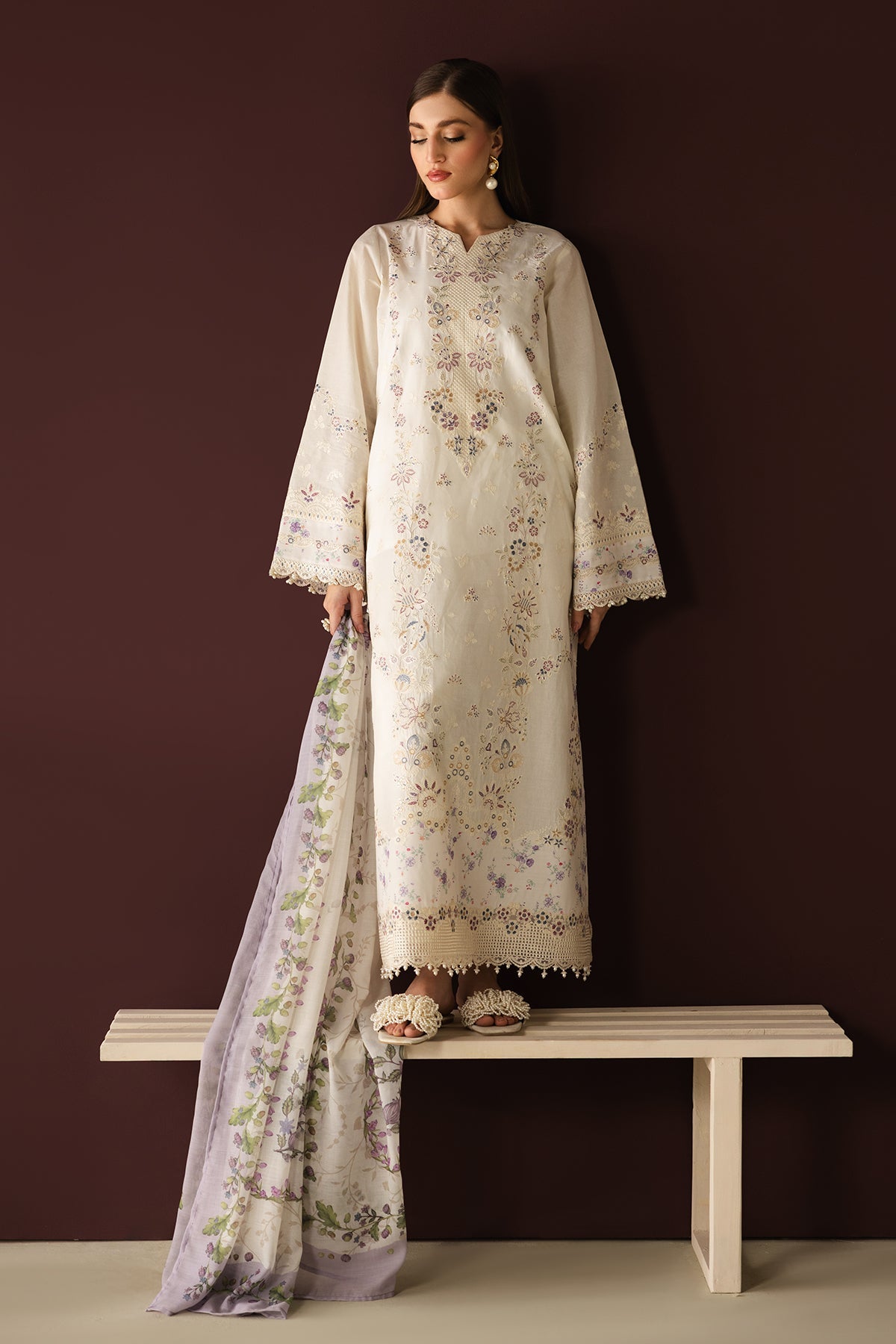 EMBROIDERED JACQUARD LAWN SF-4433