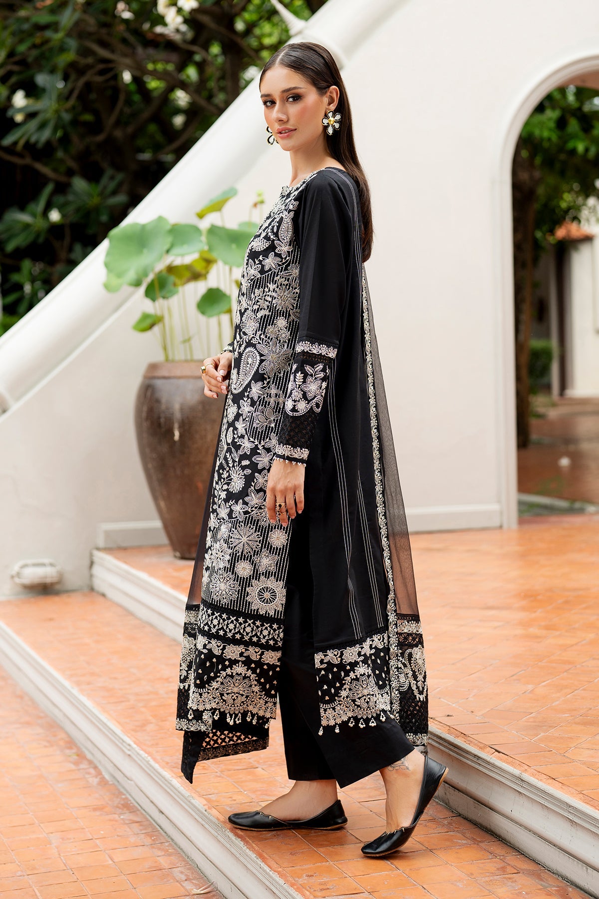 EMBROIDERED LAWN SF-4197