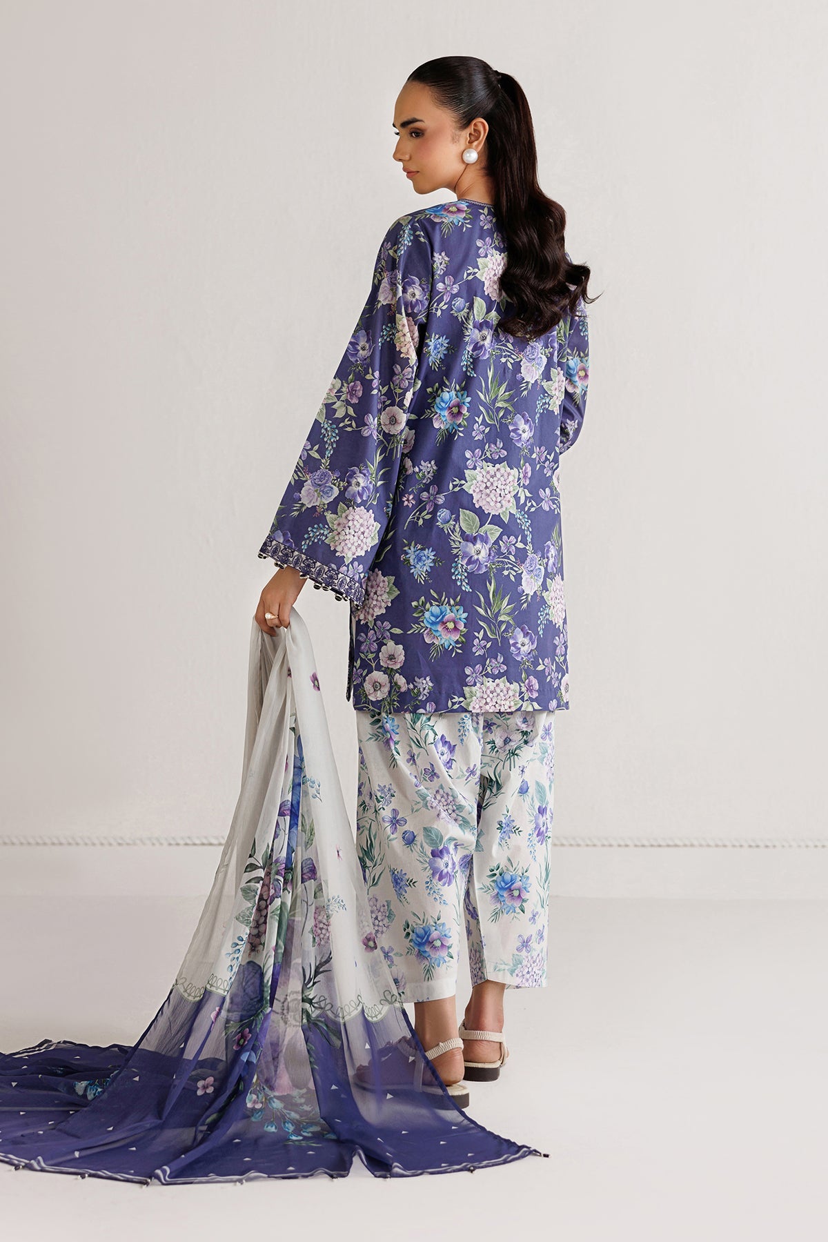 EMBROIDERED LAWN SF-4496