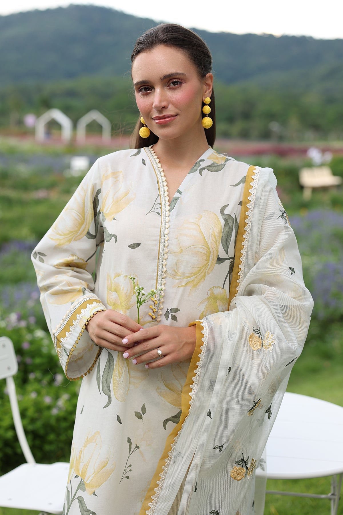 DIGITAL PRINTED LAWN UF-4235