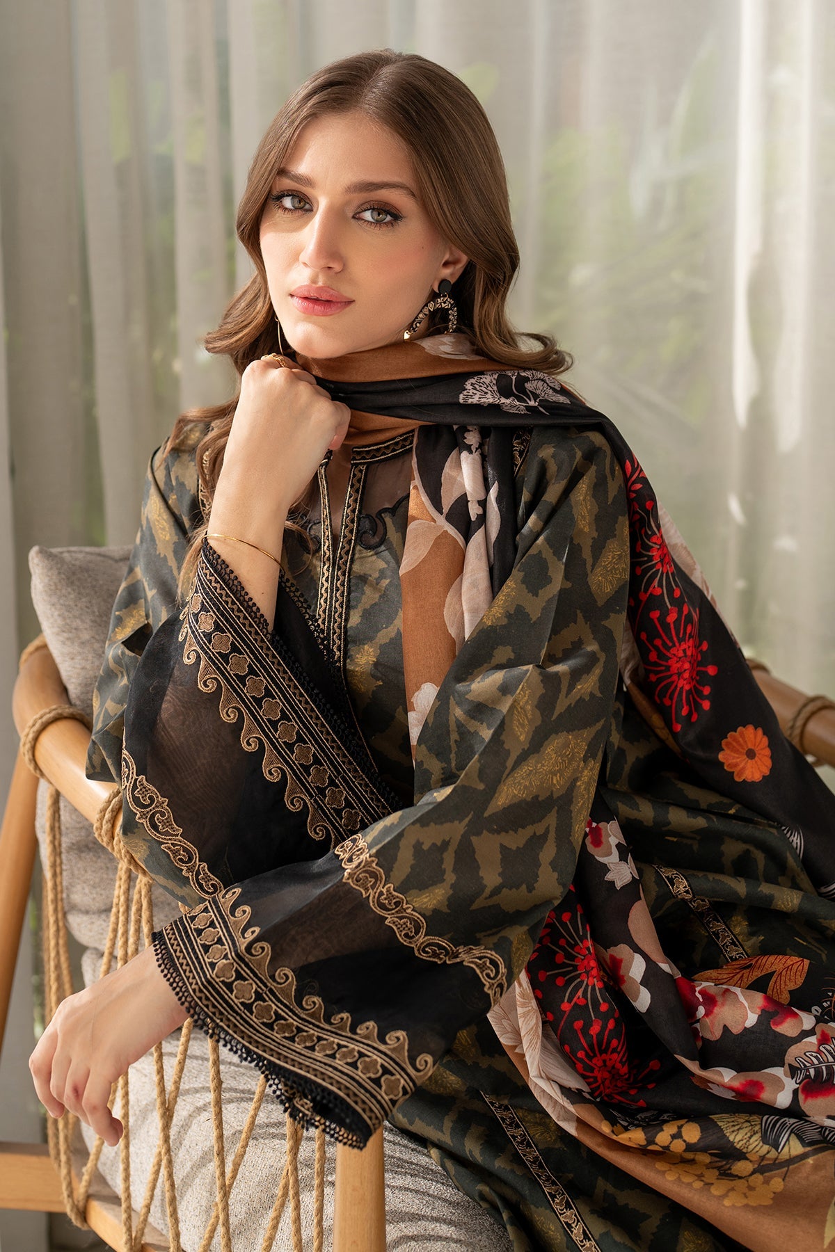 EMBROIDERED PRINTED LAWN SF-4094