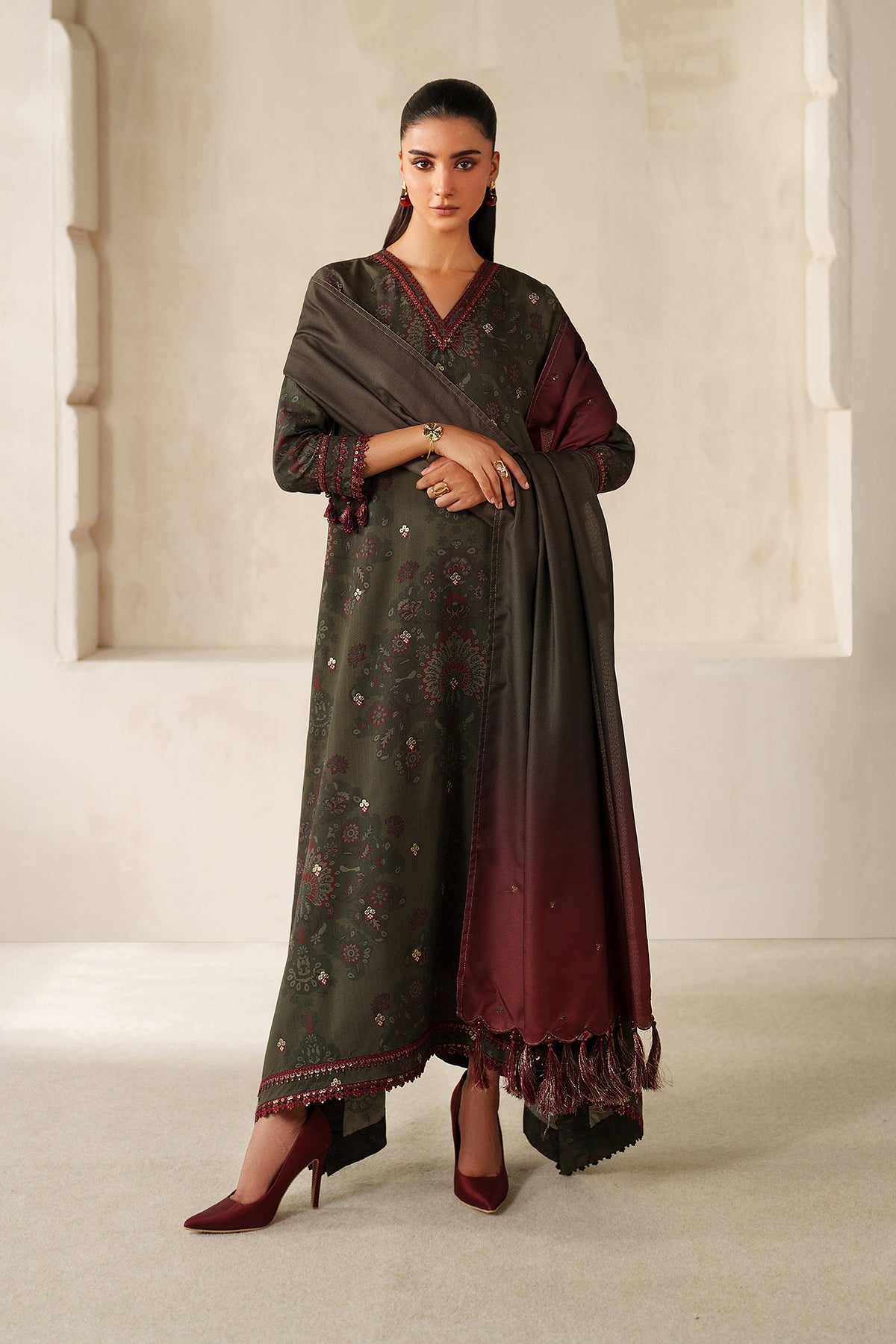 EMBROIDERED KHADDAR SF-4330