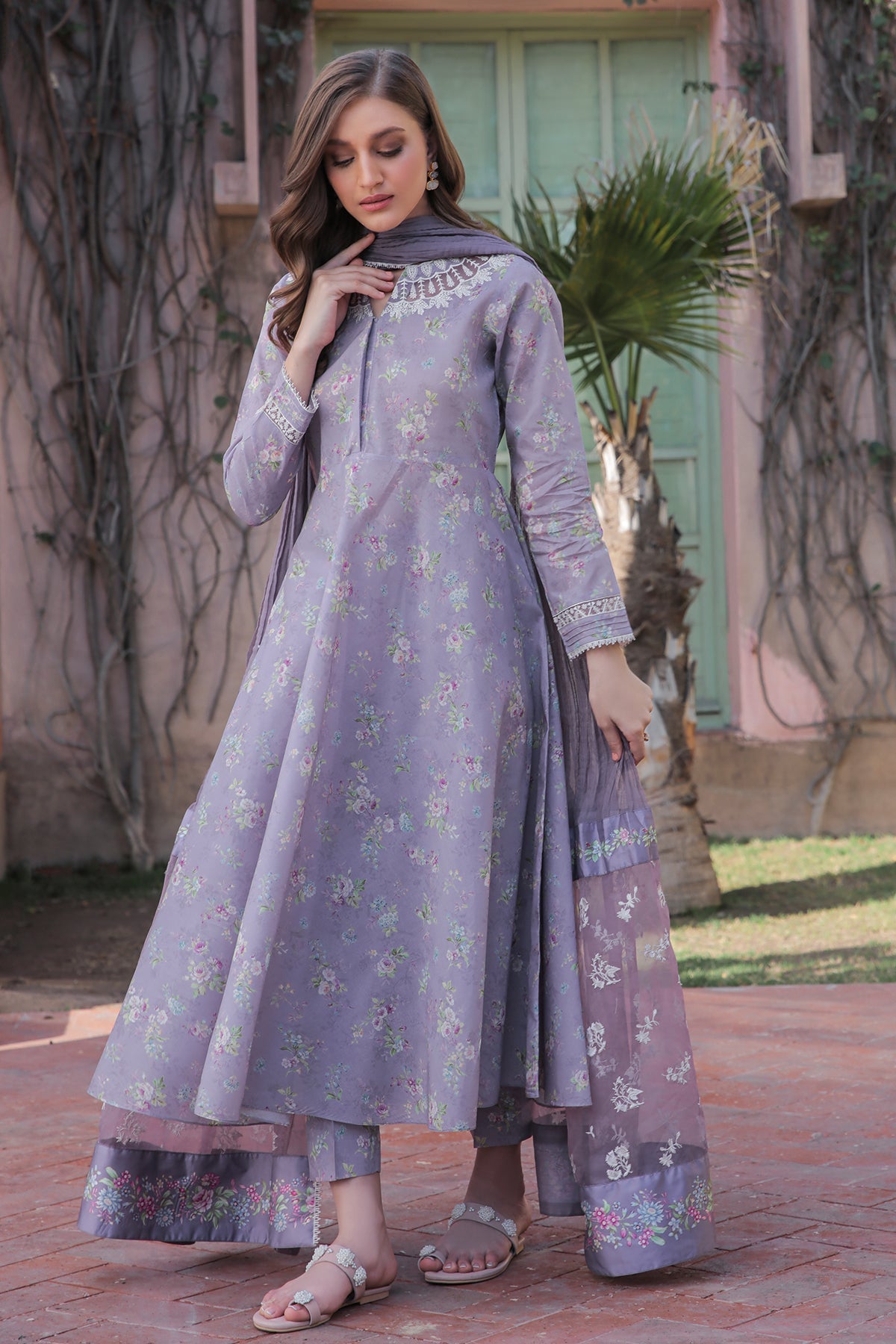 EMBROIDERED LAWN UF-324