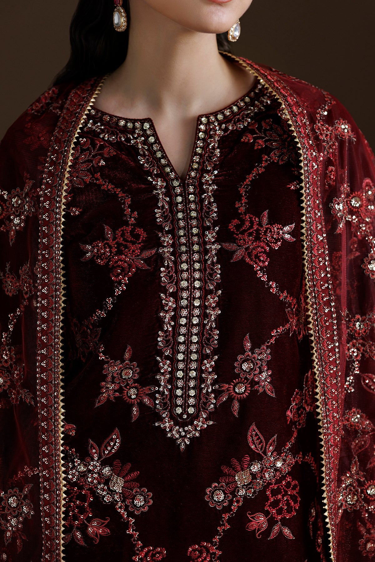 EMBROIDERED VELVET SF-4550