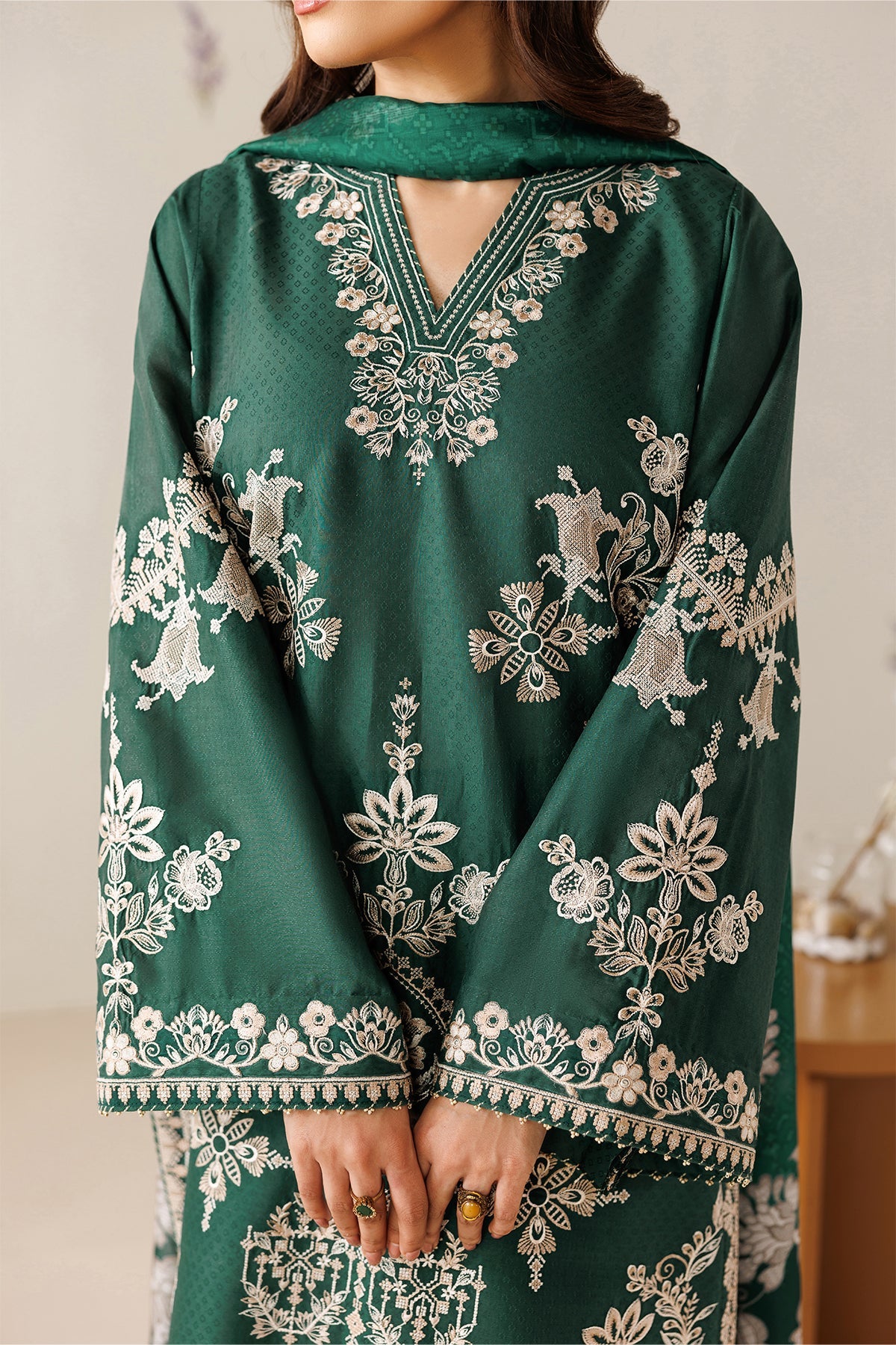 EMBROIDERED JACQUARD PR-1268