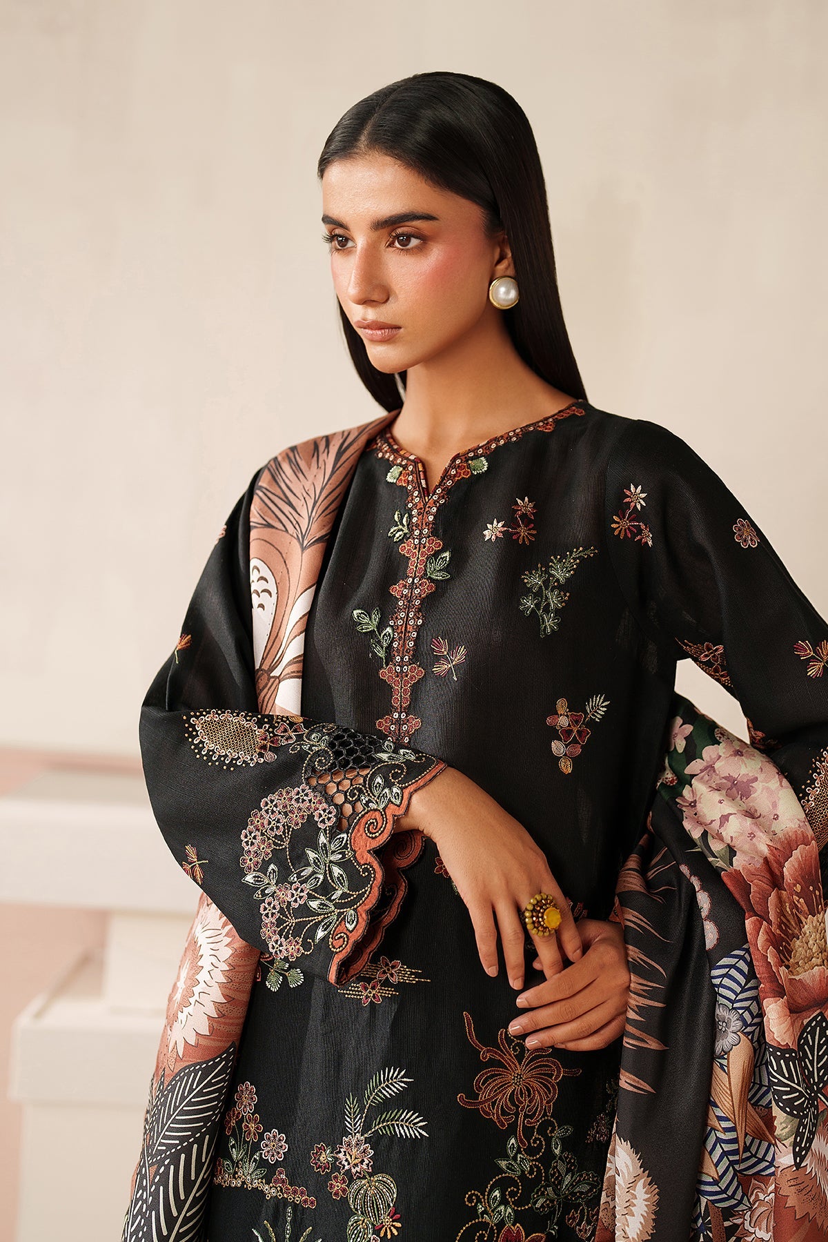 EMBROIDERED KHADDAR UF-4349