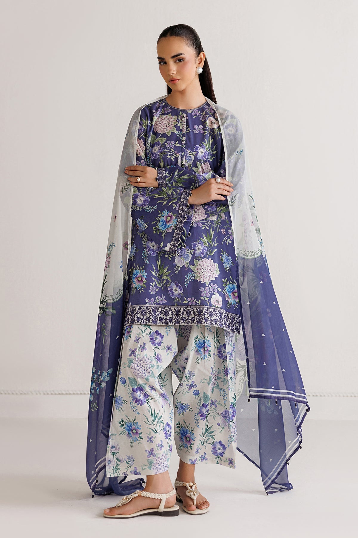 EMBROIDERED LAWN UF-4496