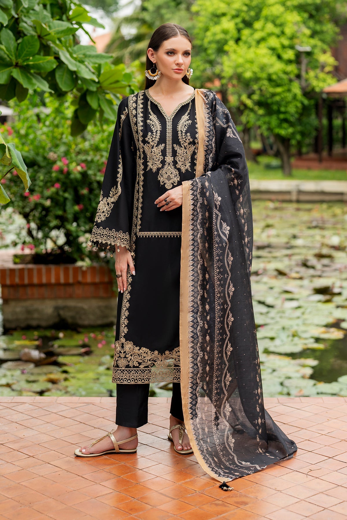 EMBROIDERED LAWN SF-4201