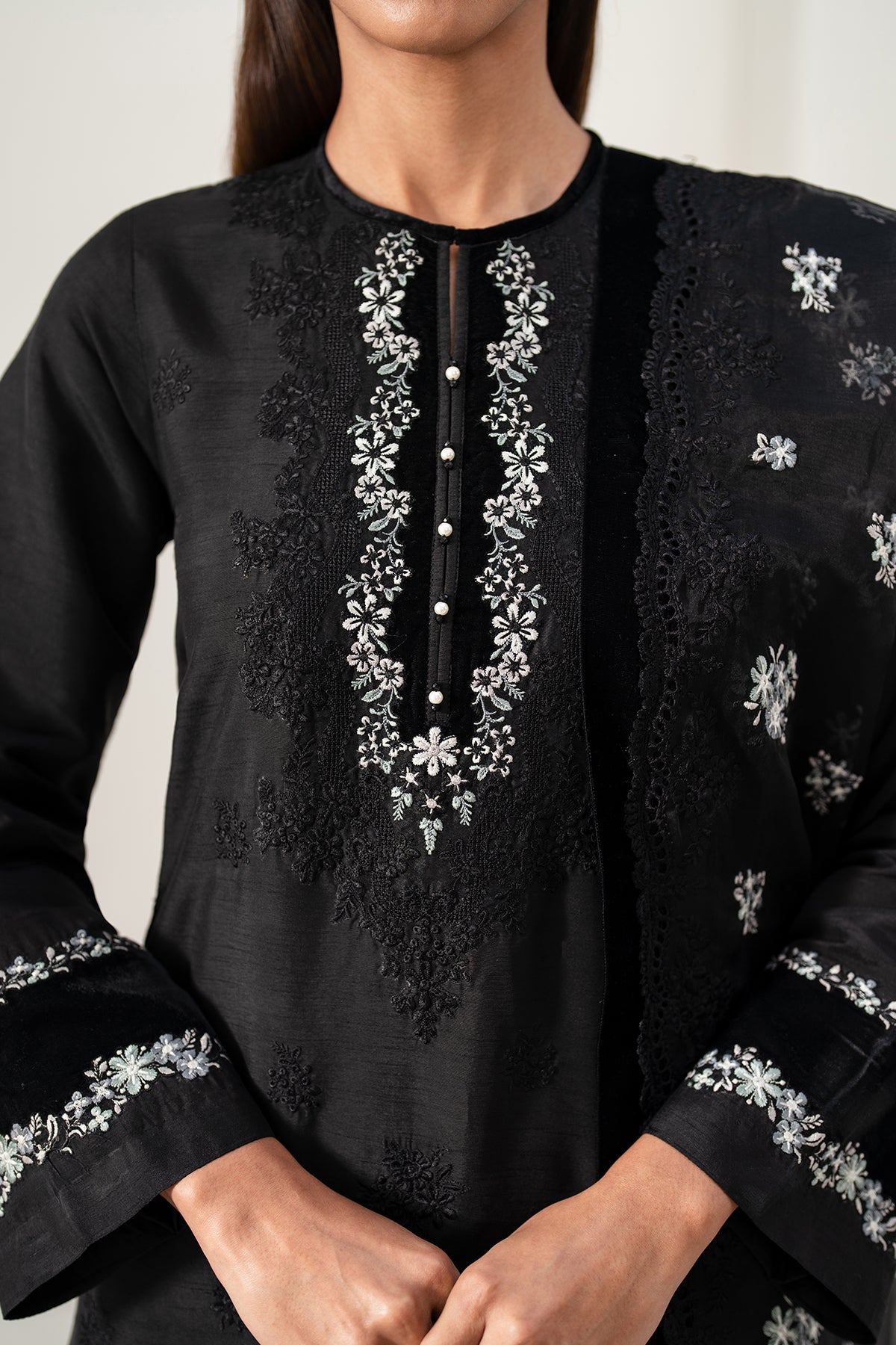 EMBROIDERED RAW SILK SF-4137