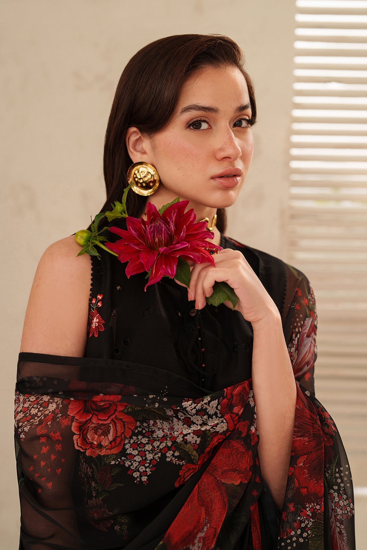 EMBROIDERED LAWN UF-4399