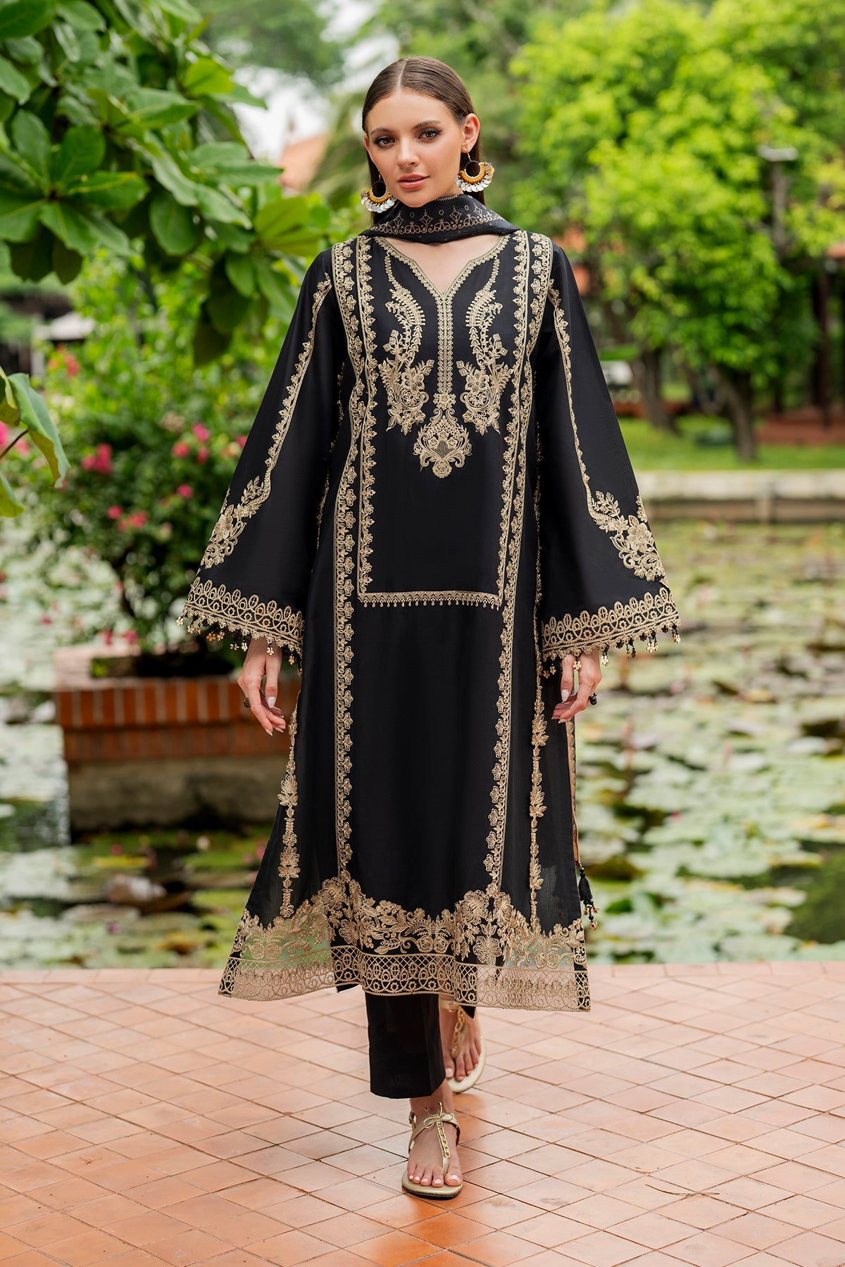 EMBROIDERED LAWN SF-4201