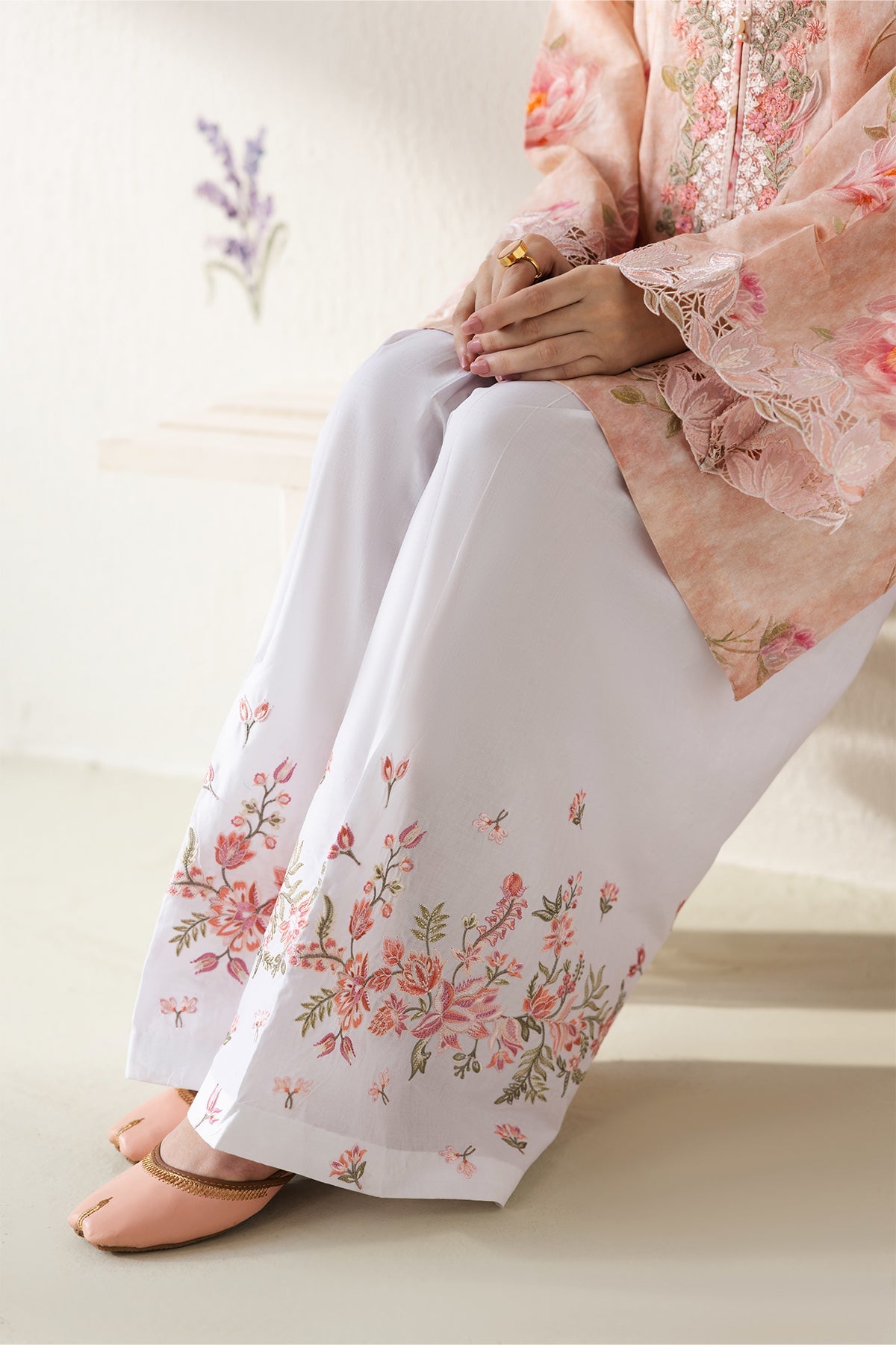 EMBROIDERED LAWN SF-4427