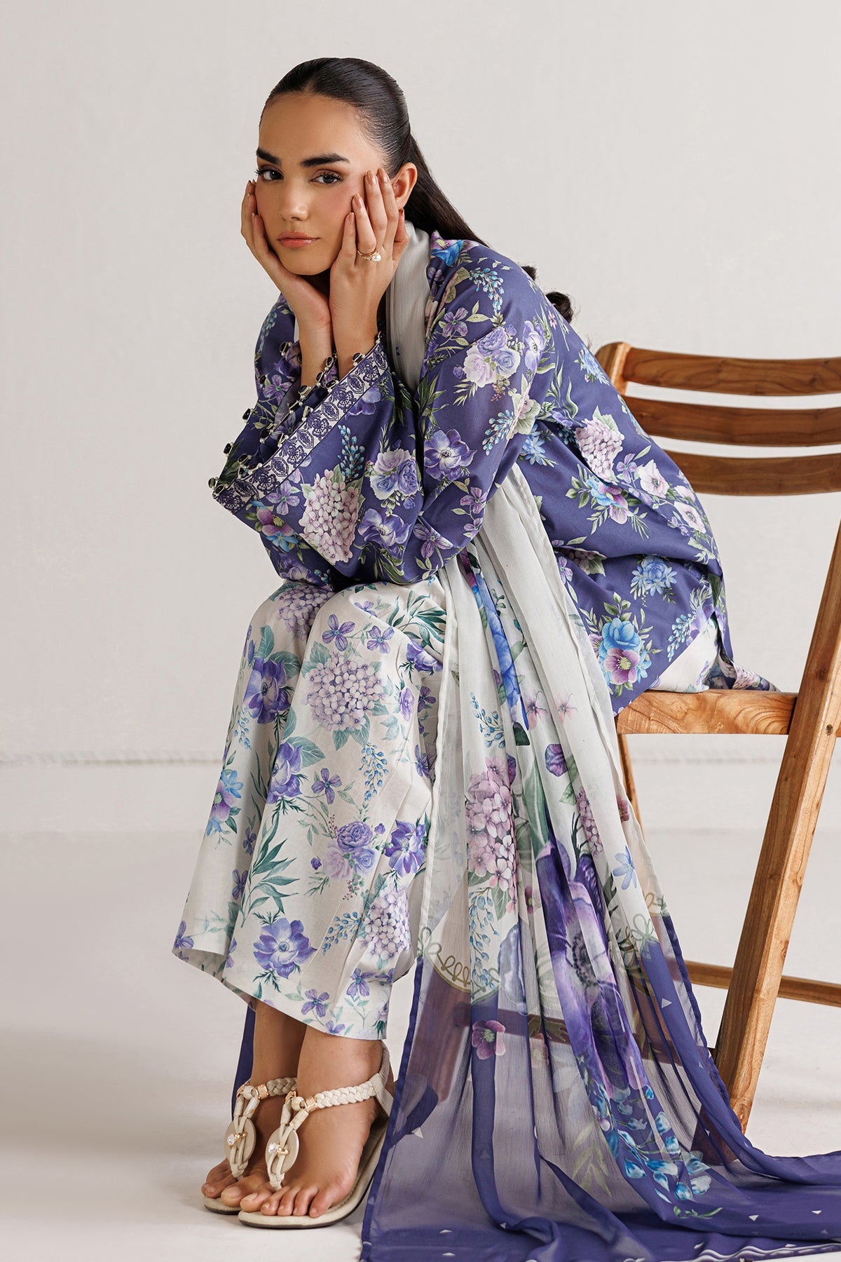 EMBROIDERED LAWN UF-4496