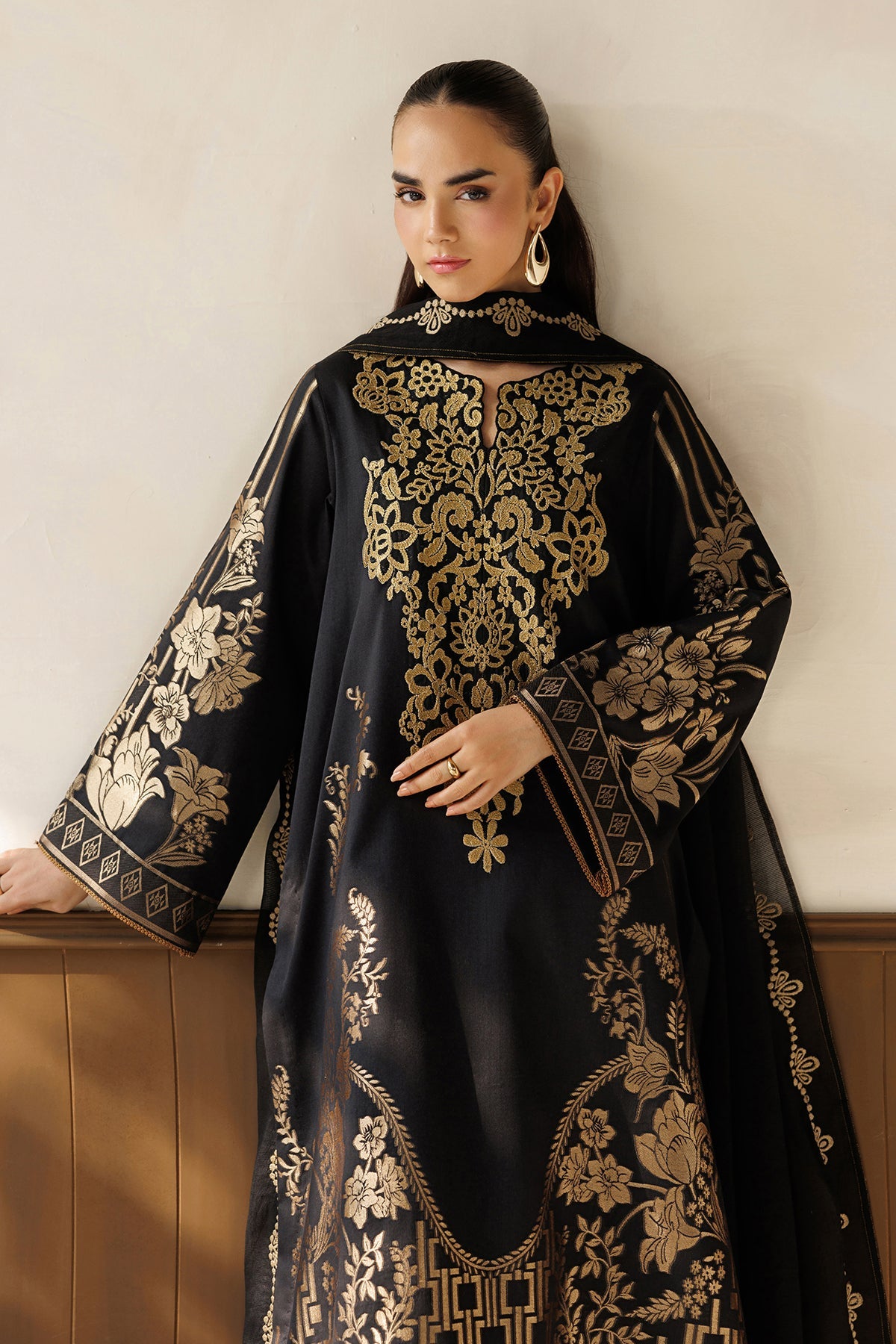 EMBROIDERED JACQUARD UF-4501