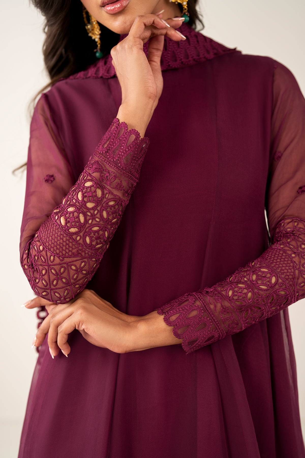 EMBROIDERED CHIFFON DUPATTA 65