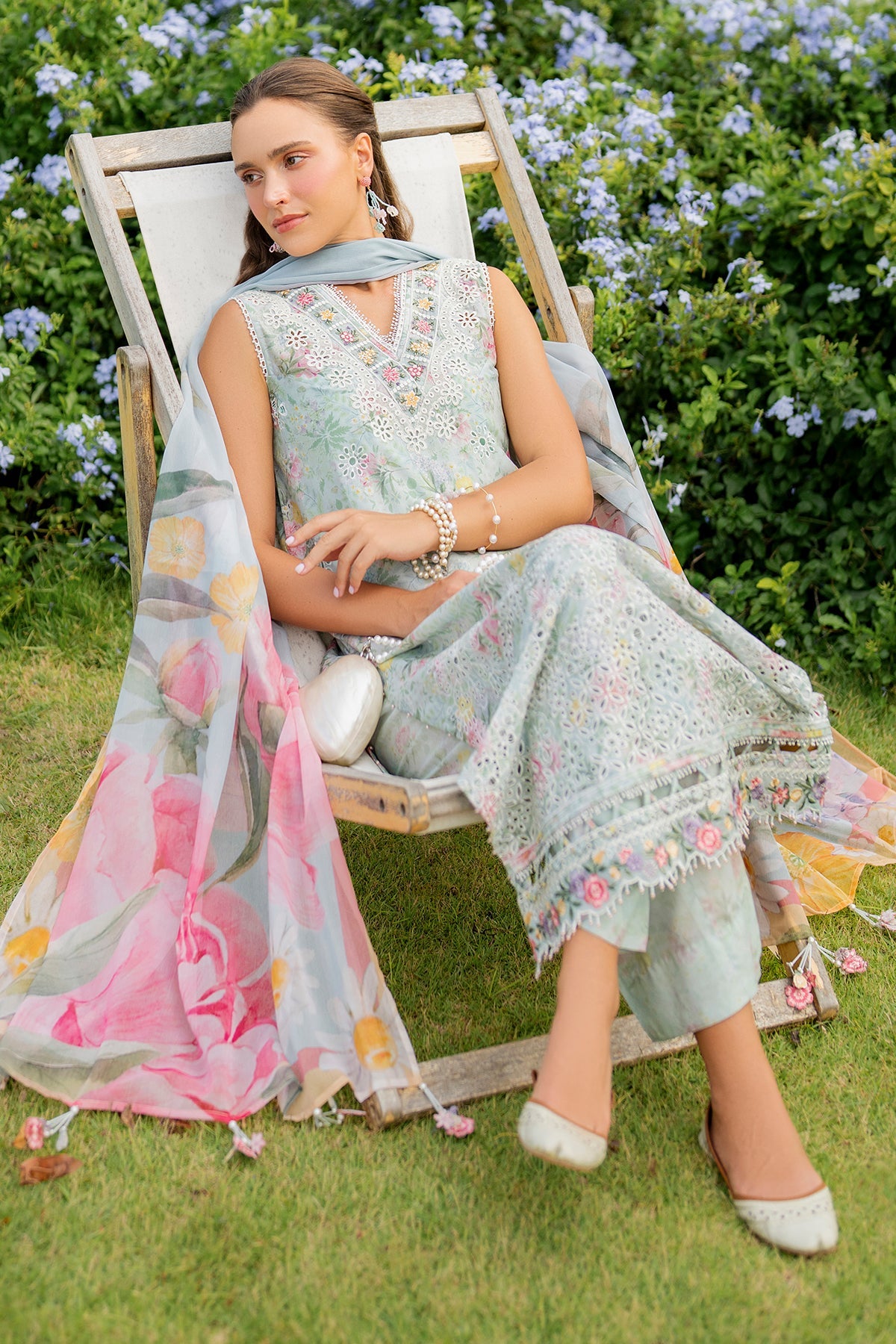 EMBROIDERED LAWN SF-4217