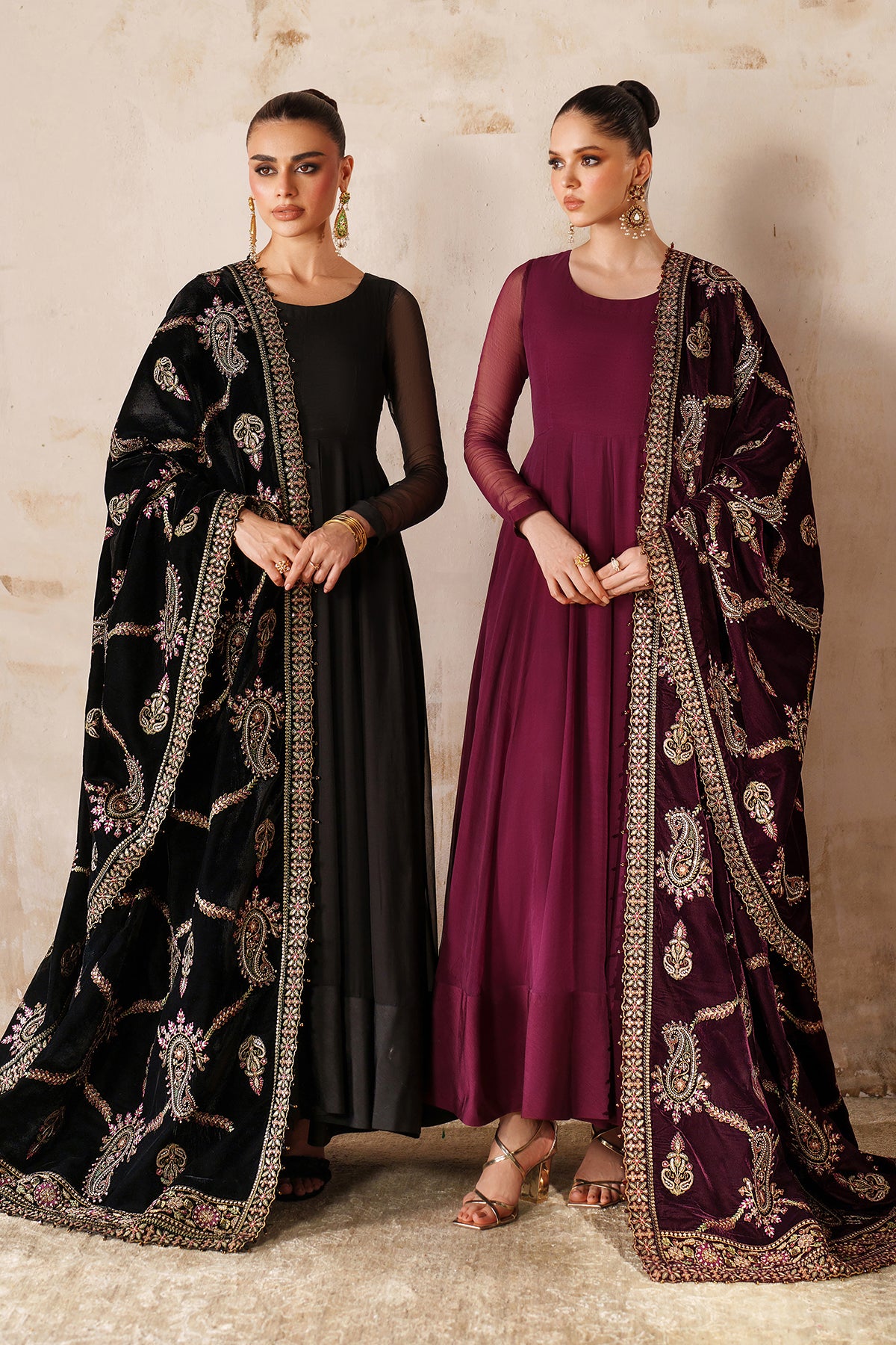 EMBROIDERED VELVET SHAWL VS-62
