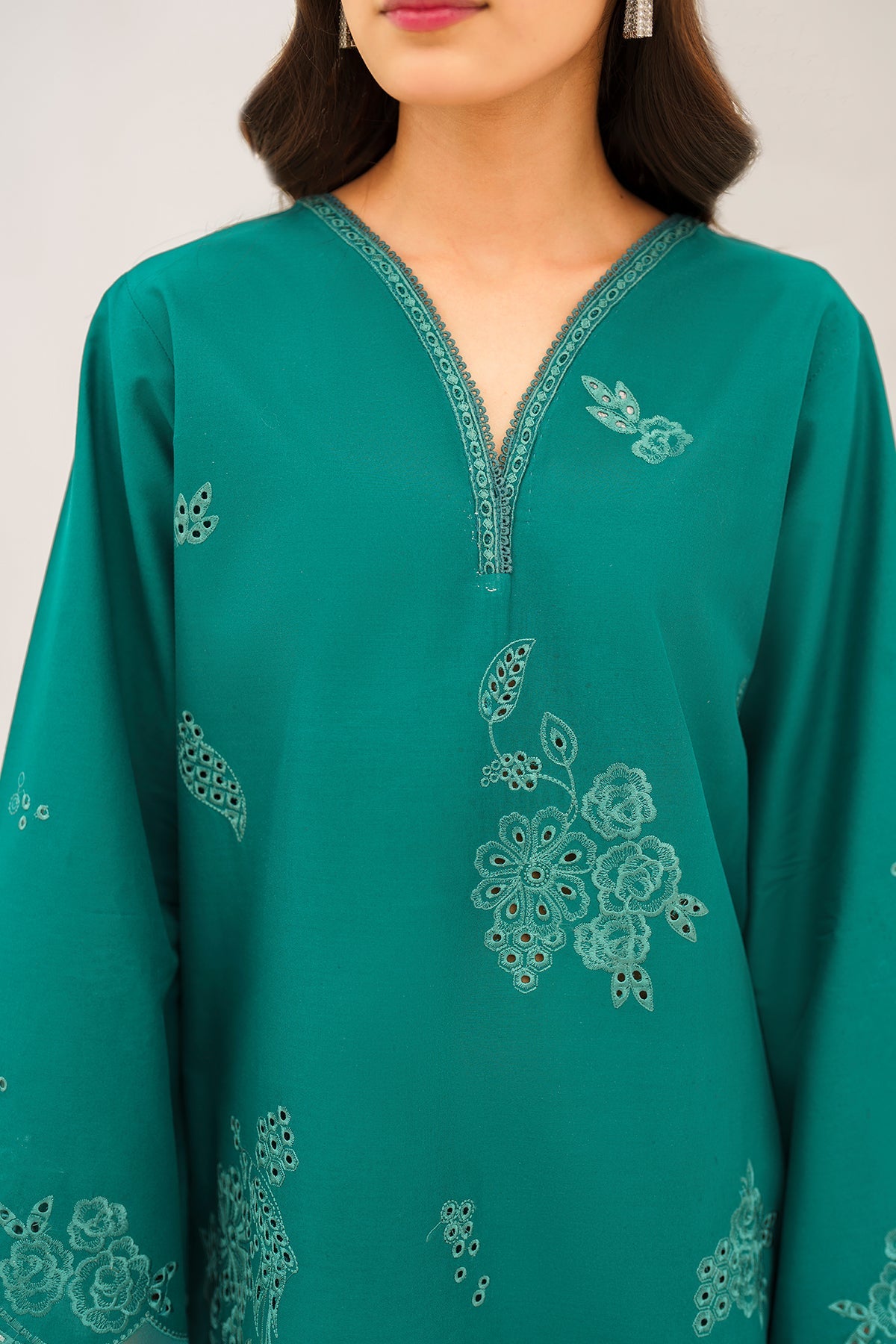 EMBROIDERED LAWN PR-951