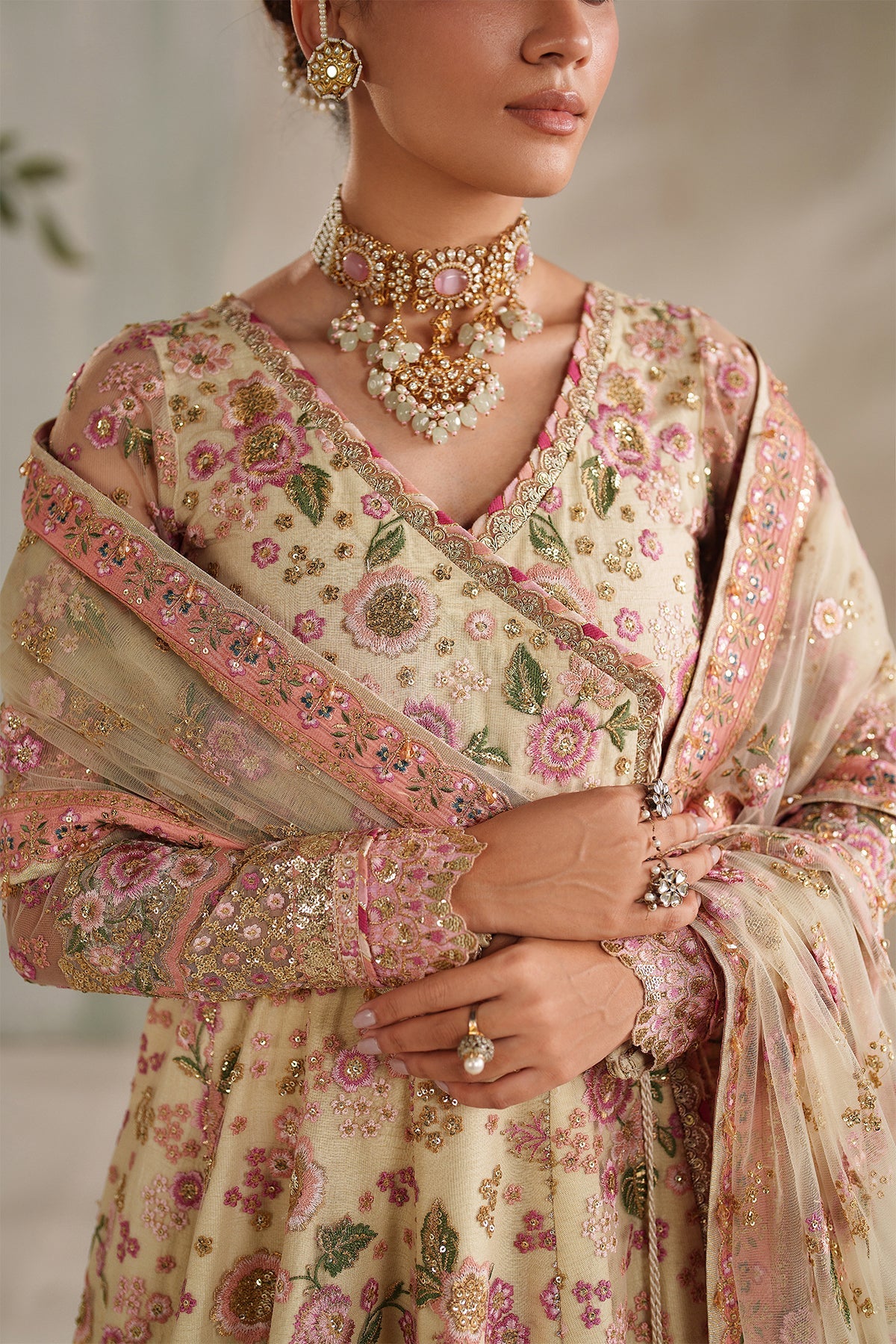 EMBROIDERED NET UF-4371