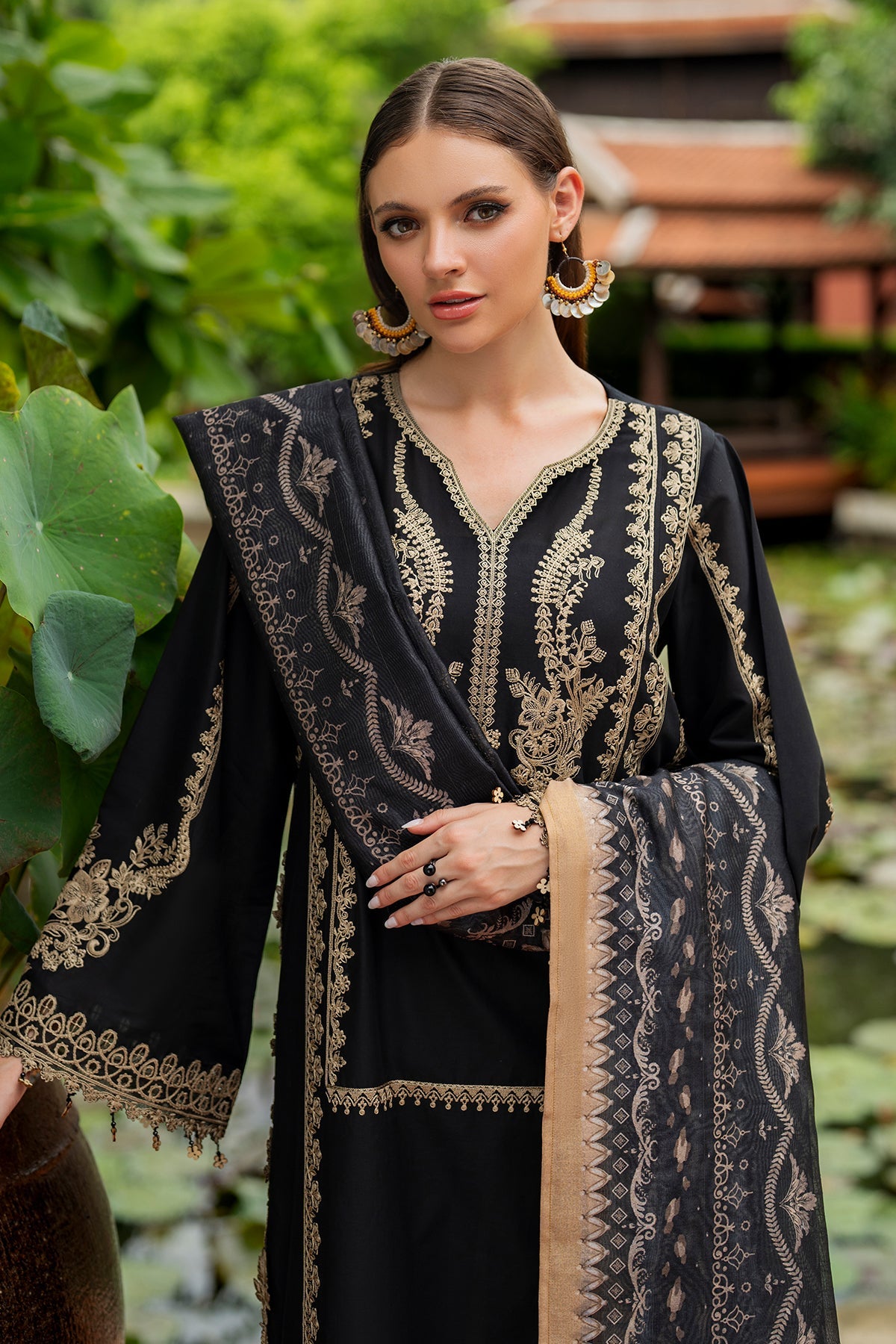 EMBROIDERED LAWN SF-4201
