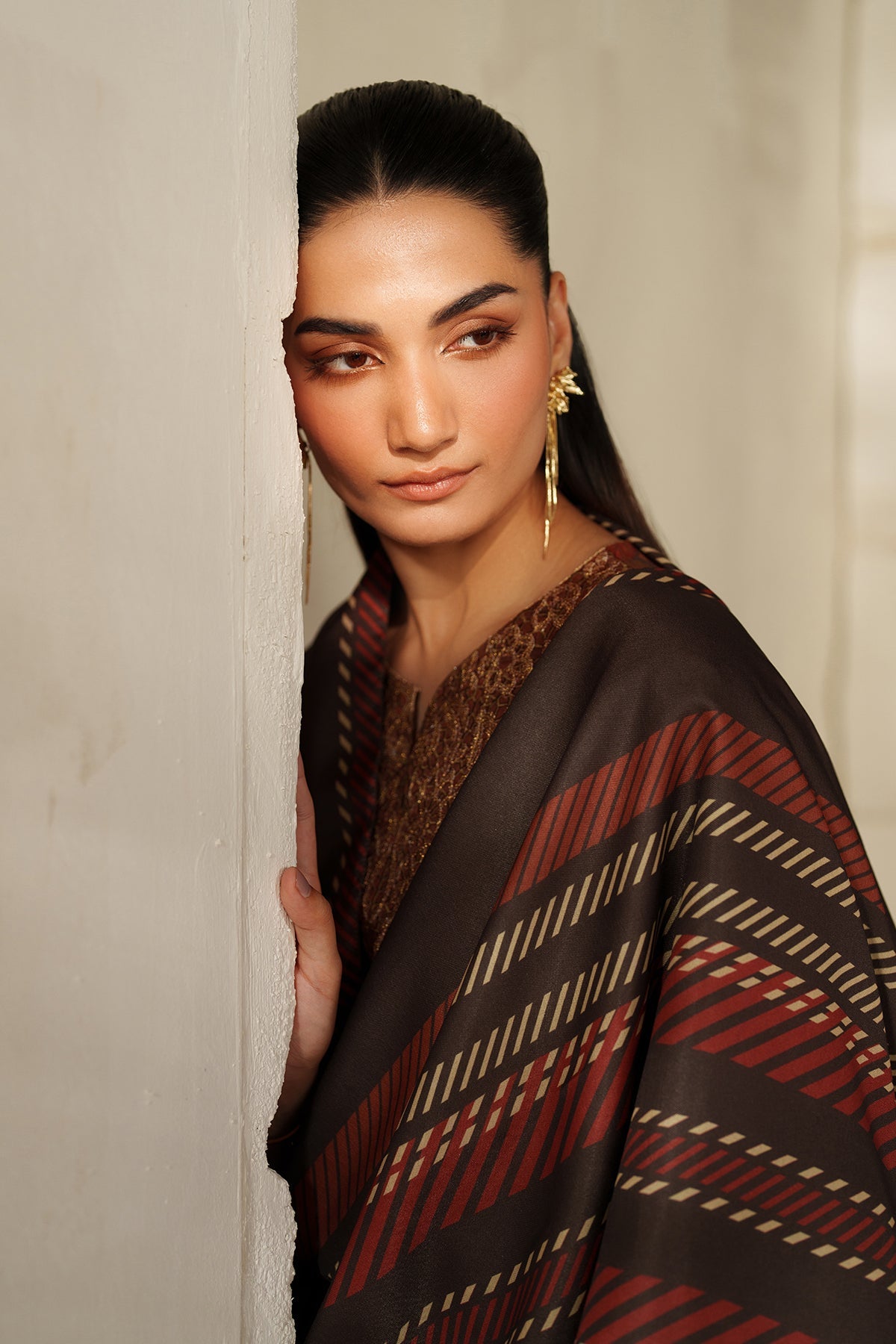 EMBROIDERED VISCOSE UF-4331