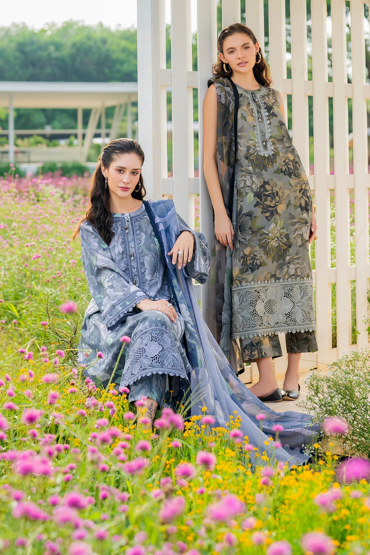 EMBROIDERED LAWN SF-4219