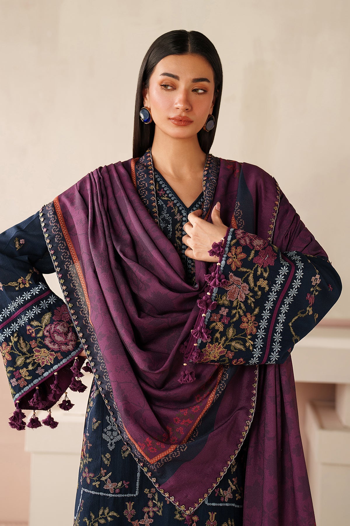 EMBROIDERED KHADDAR SF-4350