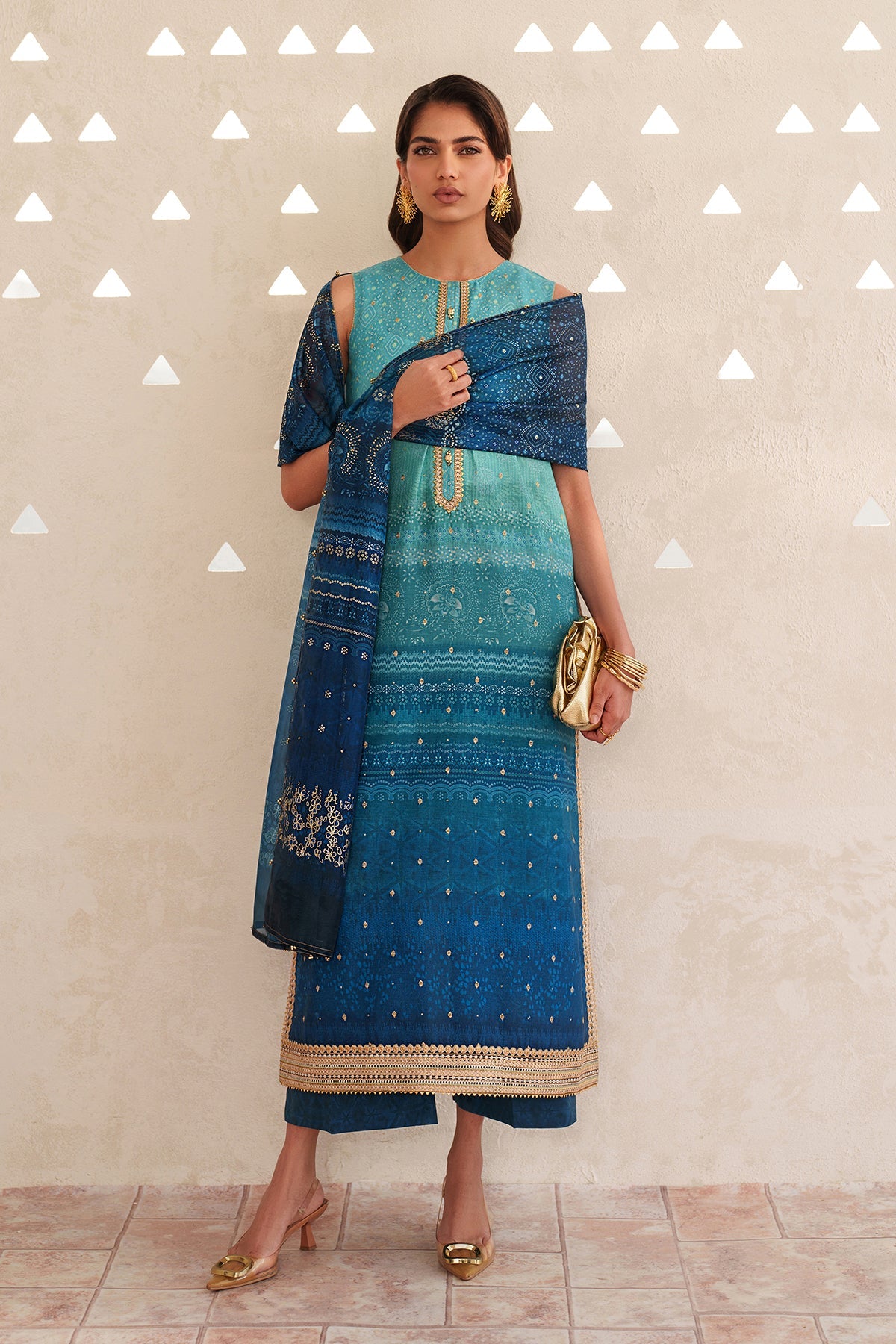 EMBROIDERED LAWN UF-4400