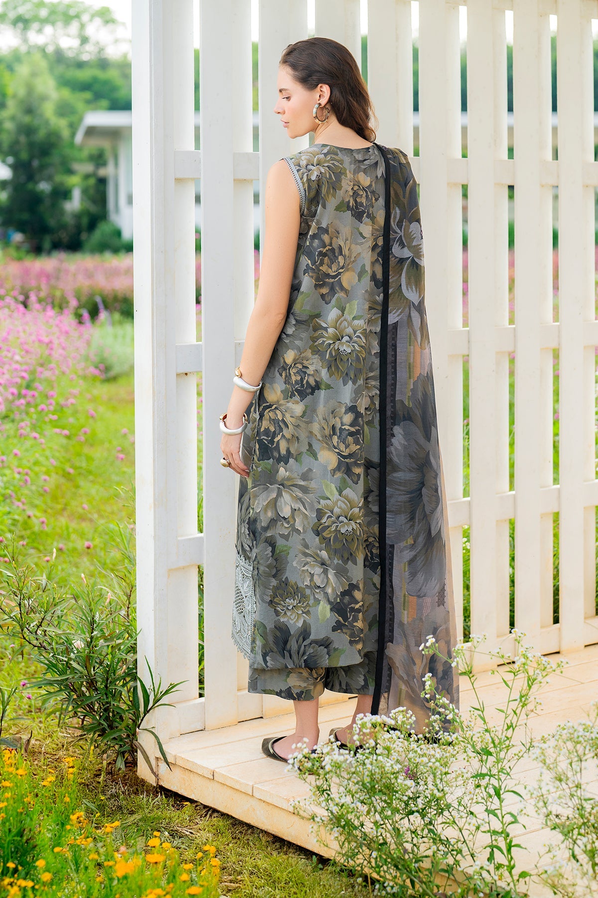 EMBROIDERED LAWN UF-4218
