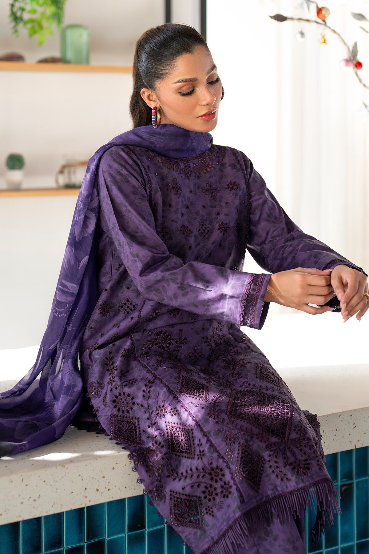 EMBROIDERED LAWN SF-4096