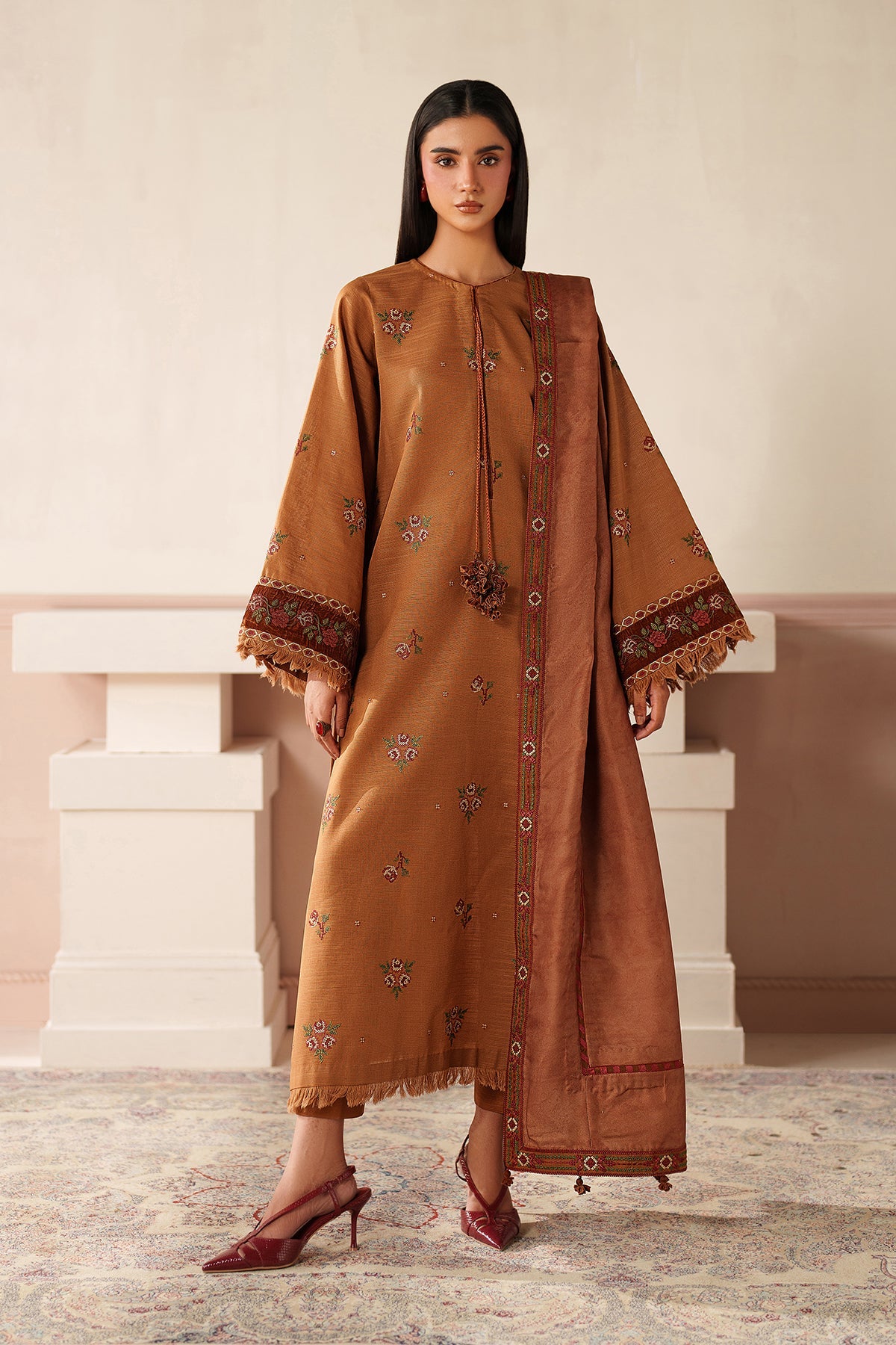 EMBROIDERED KHADDAR UF-4351